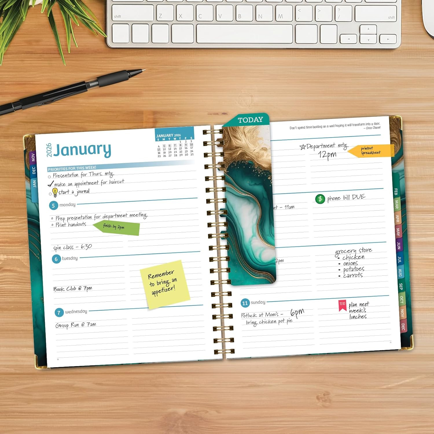 HARDCOVER 2026 Planner, 7″x9″: 14 Months (November 2025 – December 2026), Daily