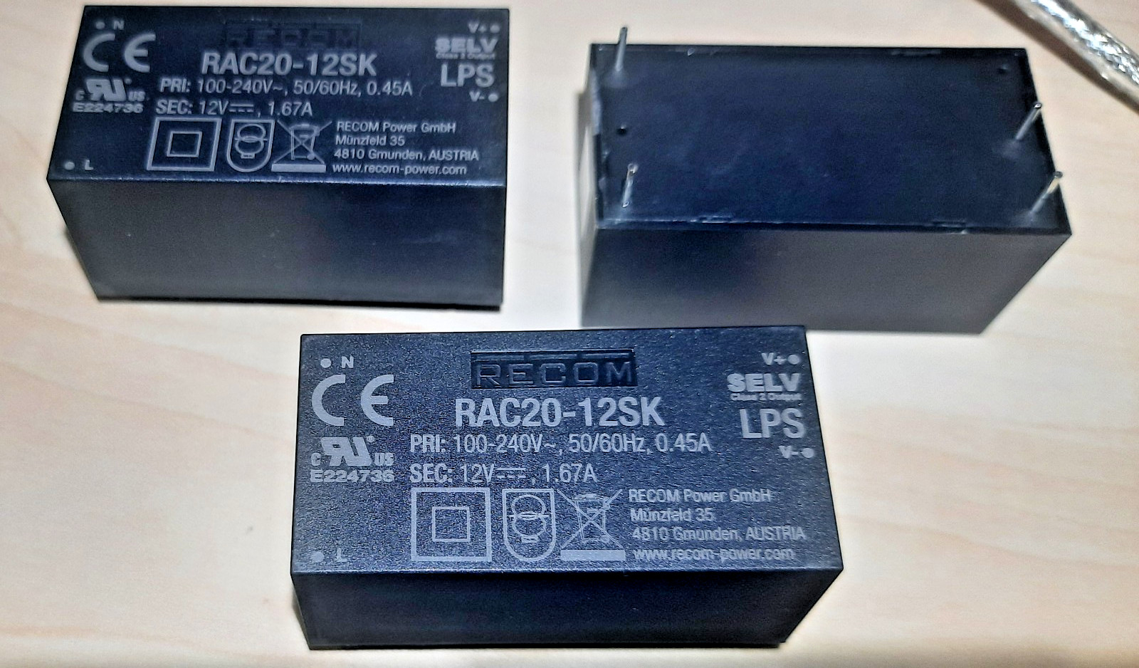 RAC20-12SK Recom Power Module AC/DC Regulated Converter 12V 20W Single Output