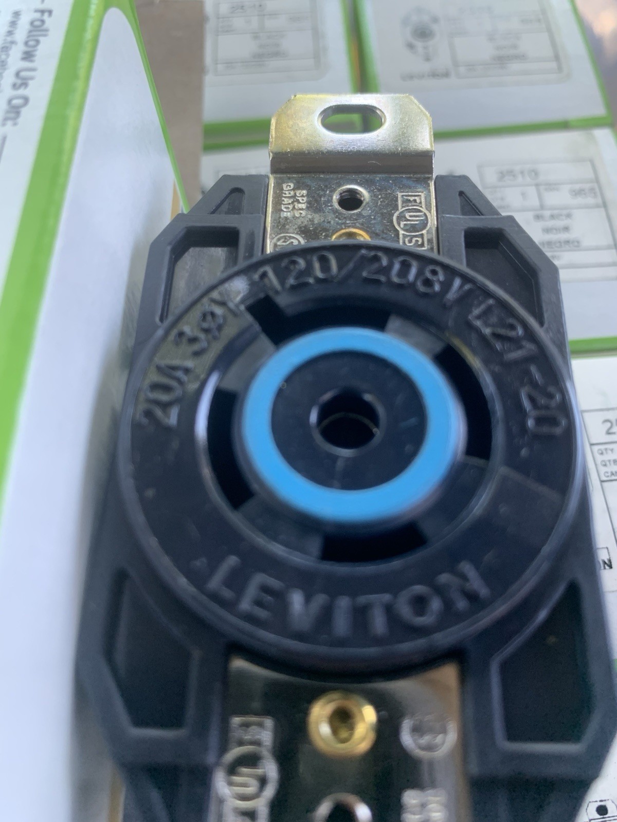 LEVITON 2510 20A 120/208V BLACK 965 SINGLE LOCK RECEPTACLE GROUND Lot Of 13