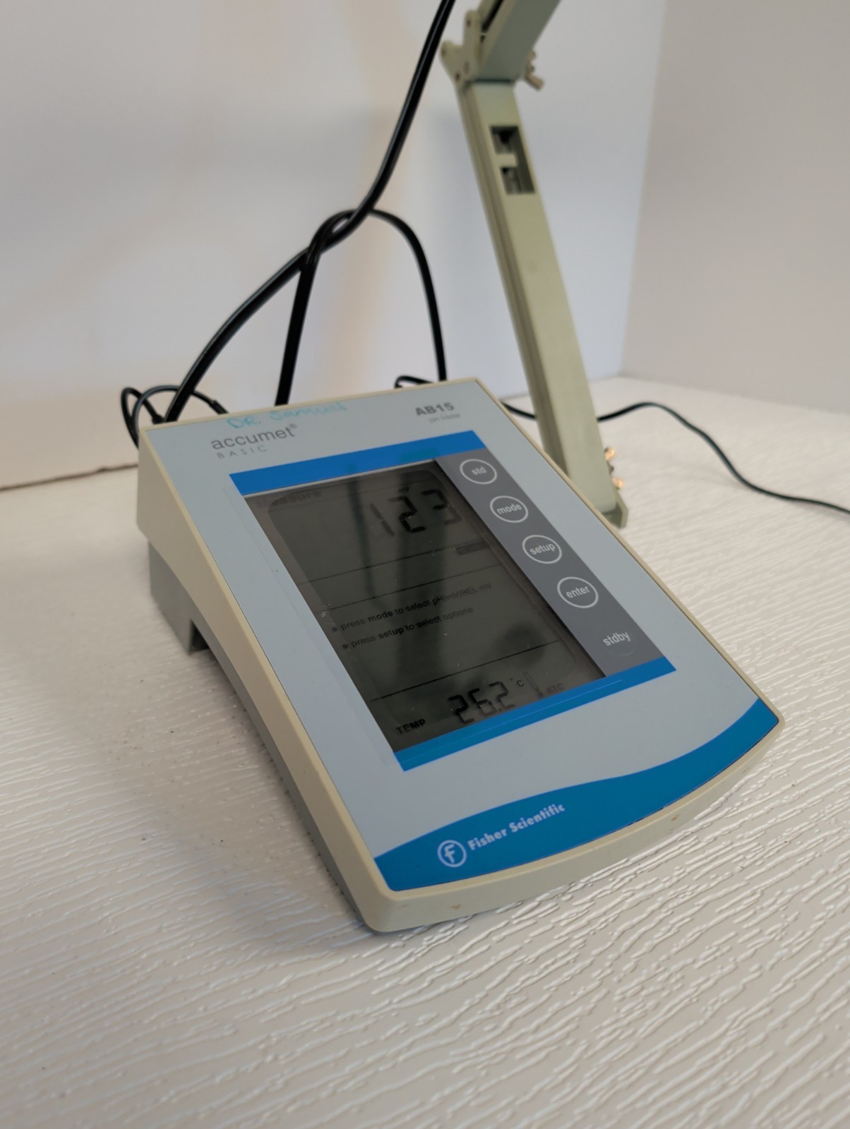 Fisher Scientific Accumet Basic AB15 pH mV Meter Benchtop Laboratory Tester