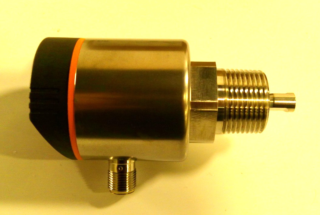 New Open Box IFM Sensor, Level, LR3300, Analog Output and 1 Digital, M12 Male 4