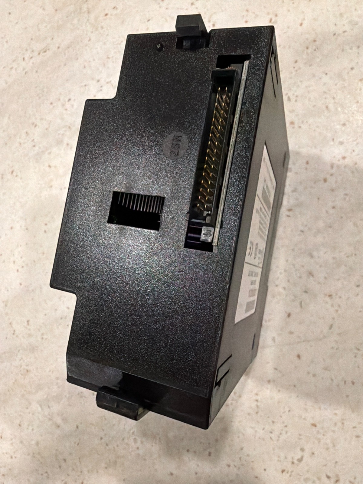 GE Fanuc IC693PWR321W Series 90-30 Power Supply 120/240VAC 125VDC. Loc3D-21