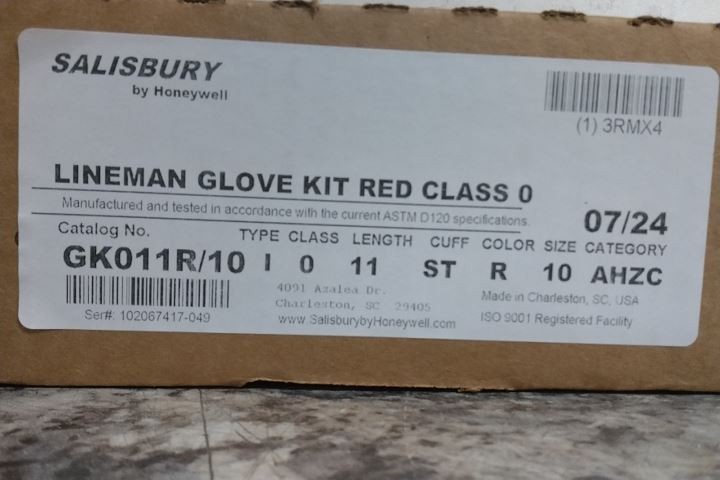 Salisbury GK011R/10 Size 10 Class 0 Red Electrical Glove Kit (BW)