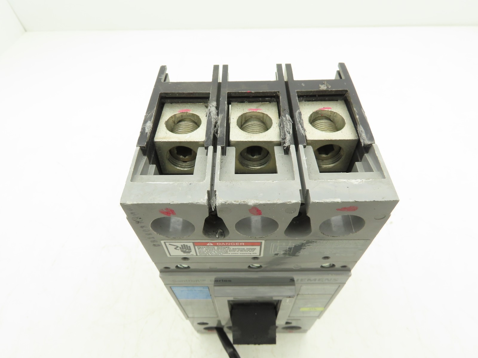 Siemens FXD63B250 Sentron Circuit Breaker 250A 3 Pole 600V FXD6-A Magnetic Adj