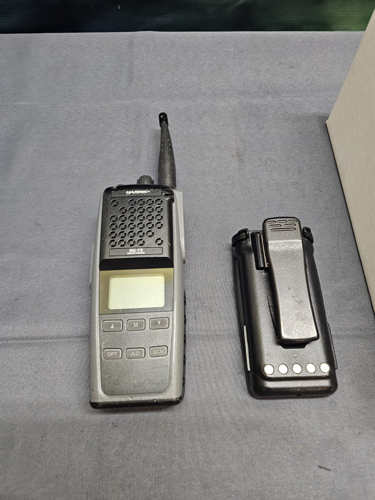 Harris XG-75 EVXG-PB78B Phase II 2 TDMA P25 Trunking 800 MHz Two Way Radio