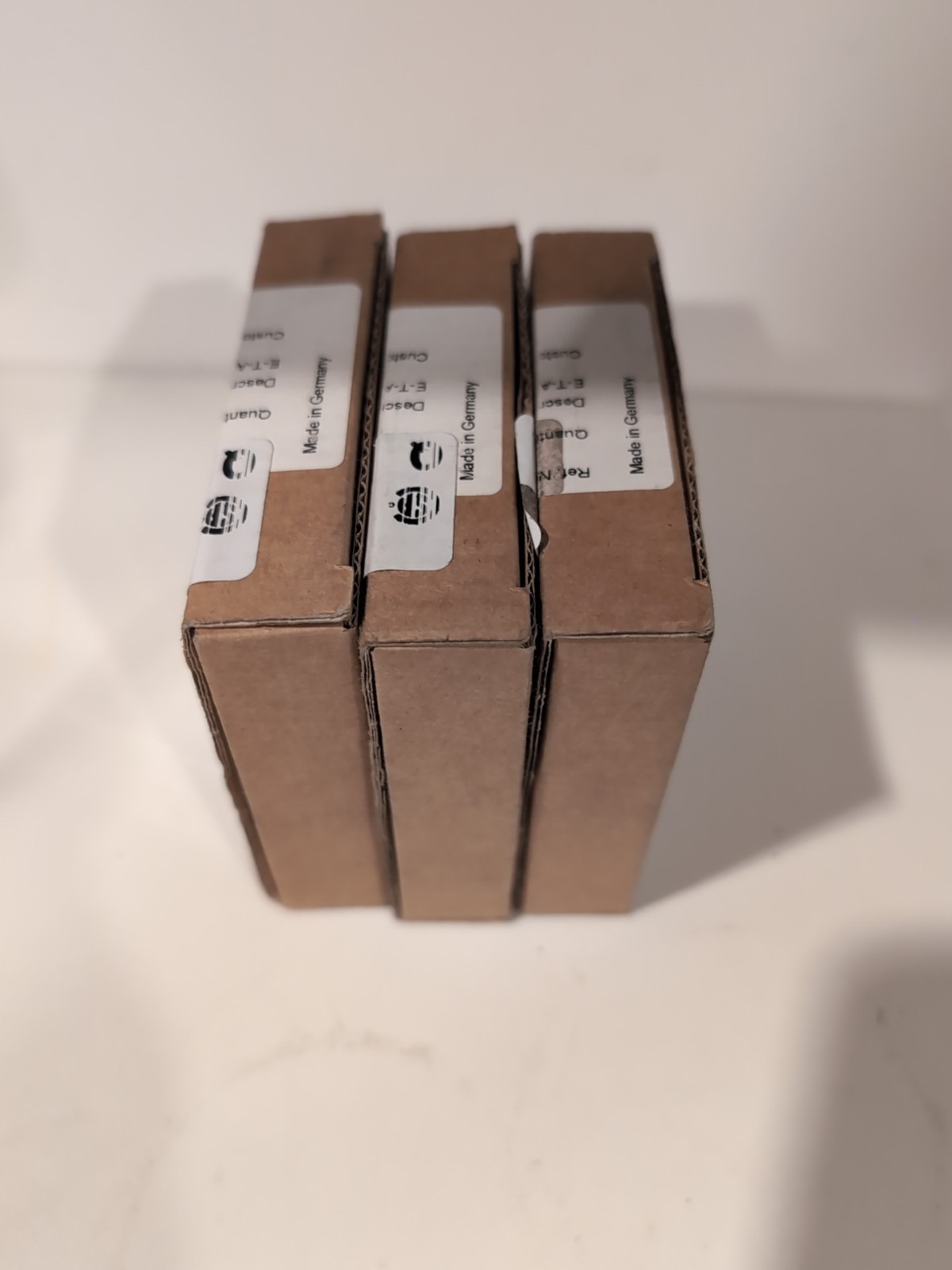 E-T-A CIRCUIT BREAKERS ESX10-TA-100-DC24V-3A-E pack of 3 (NEW IN BOX)
