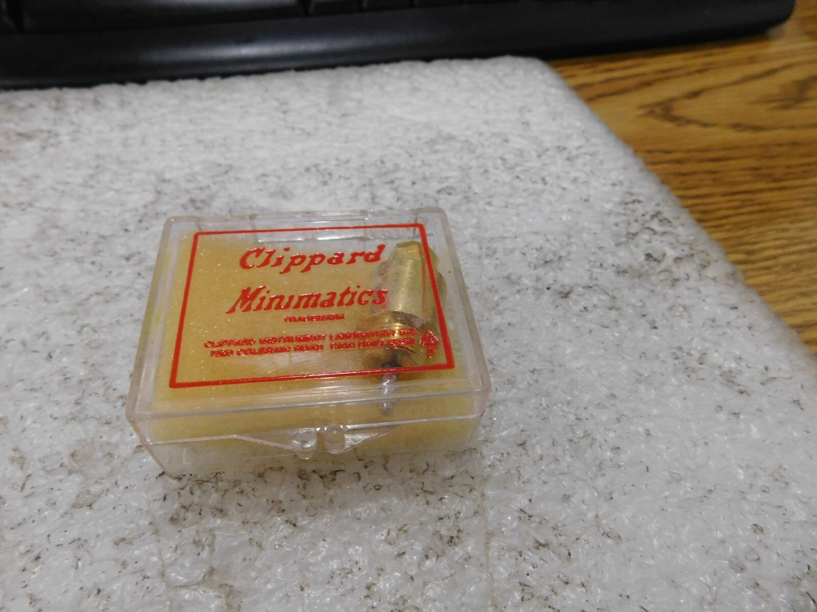 Clippard Model: MAV-2. Two Way Normally Closed Poppet Valve. New Old Stock