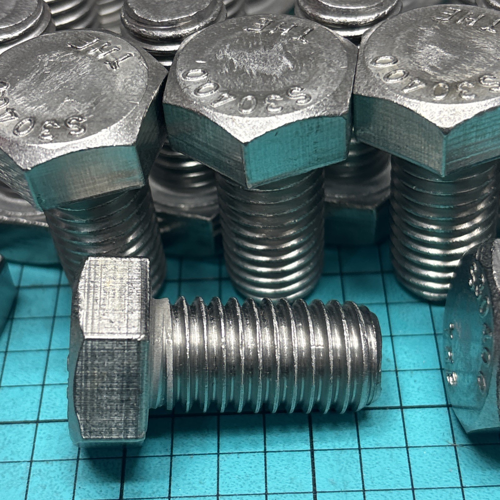 7- 5/8-11 x 1-1/4″ Stainless Steel Screw, Bolts Hex Head, Grade 18-8 Full Thread