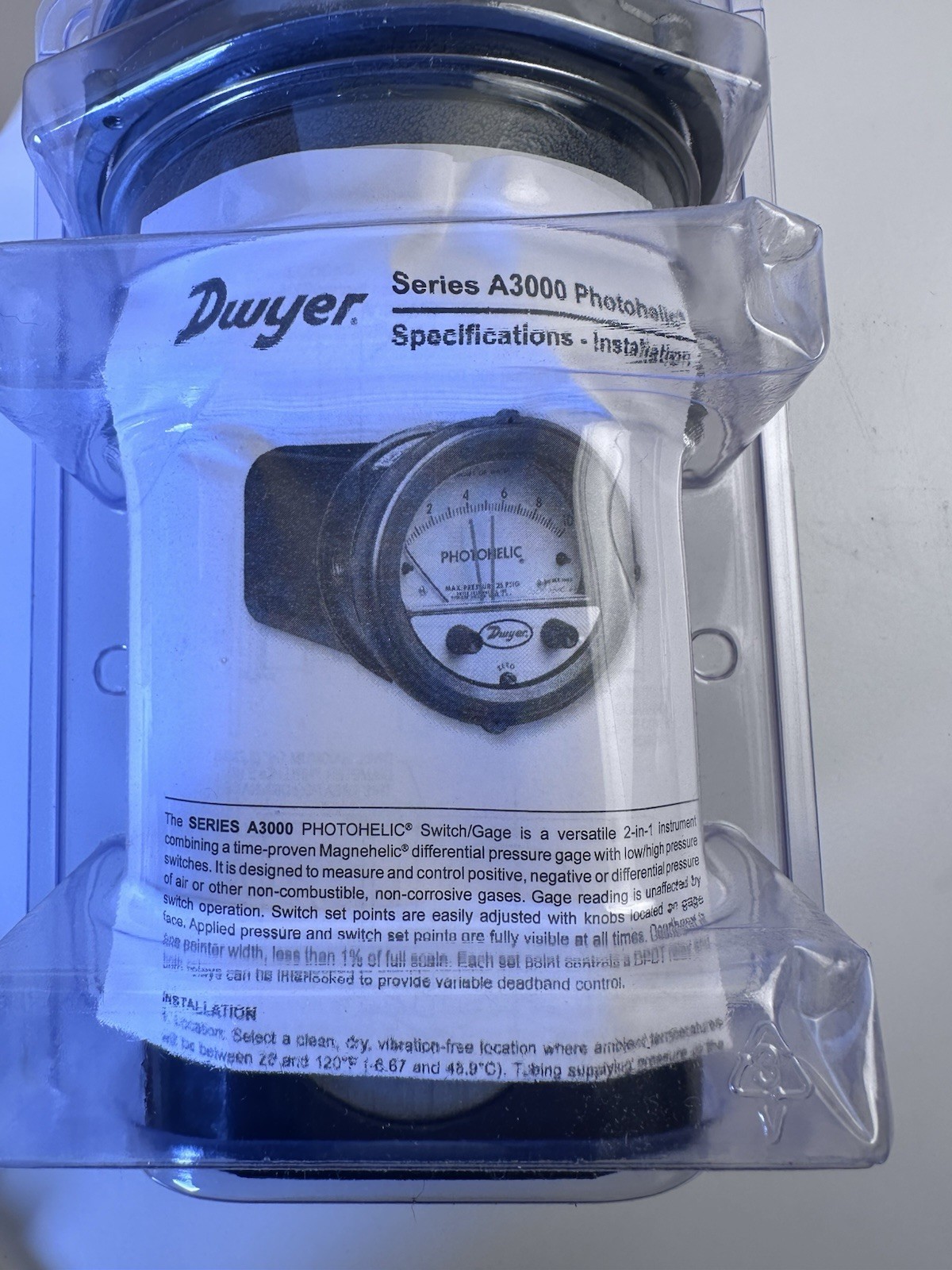 Dwyer Photohelic A3001 Pressure Switch/Gage – Series 3000 – NEW IN BOX – USA
