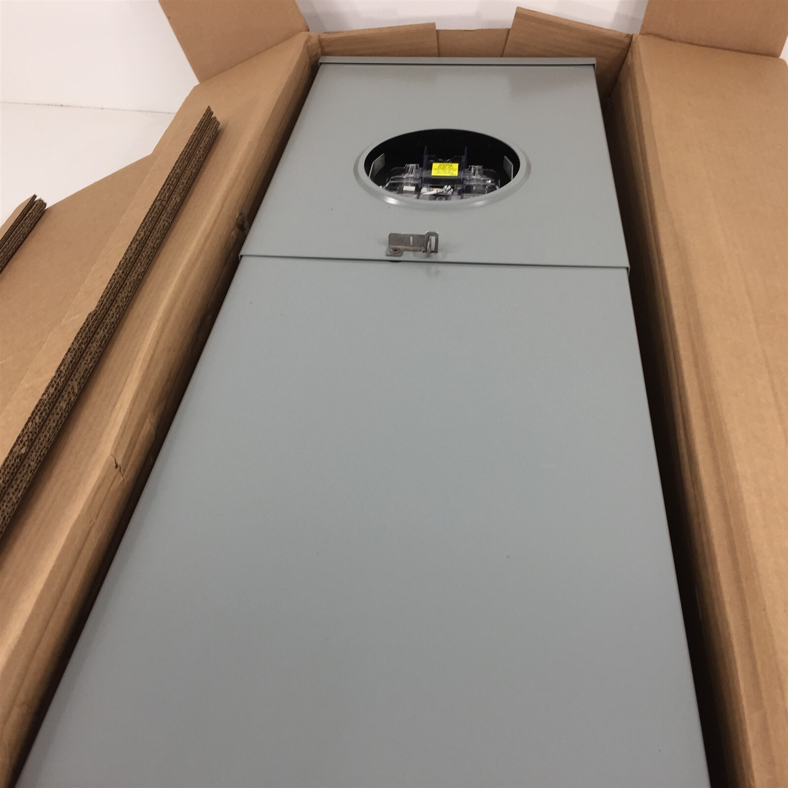 Eaton 150A Meter Breaker Panel MBX816B150BTS NEMA 3R 1PH 3W Bypass Main Breaker