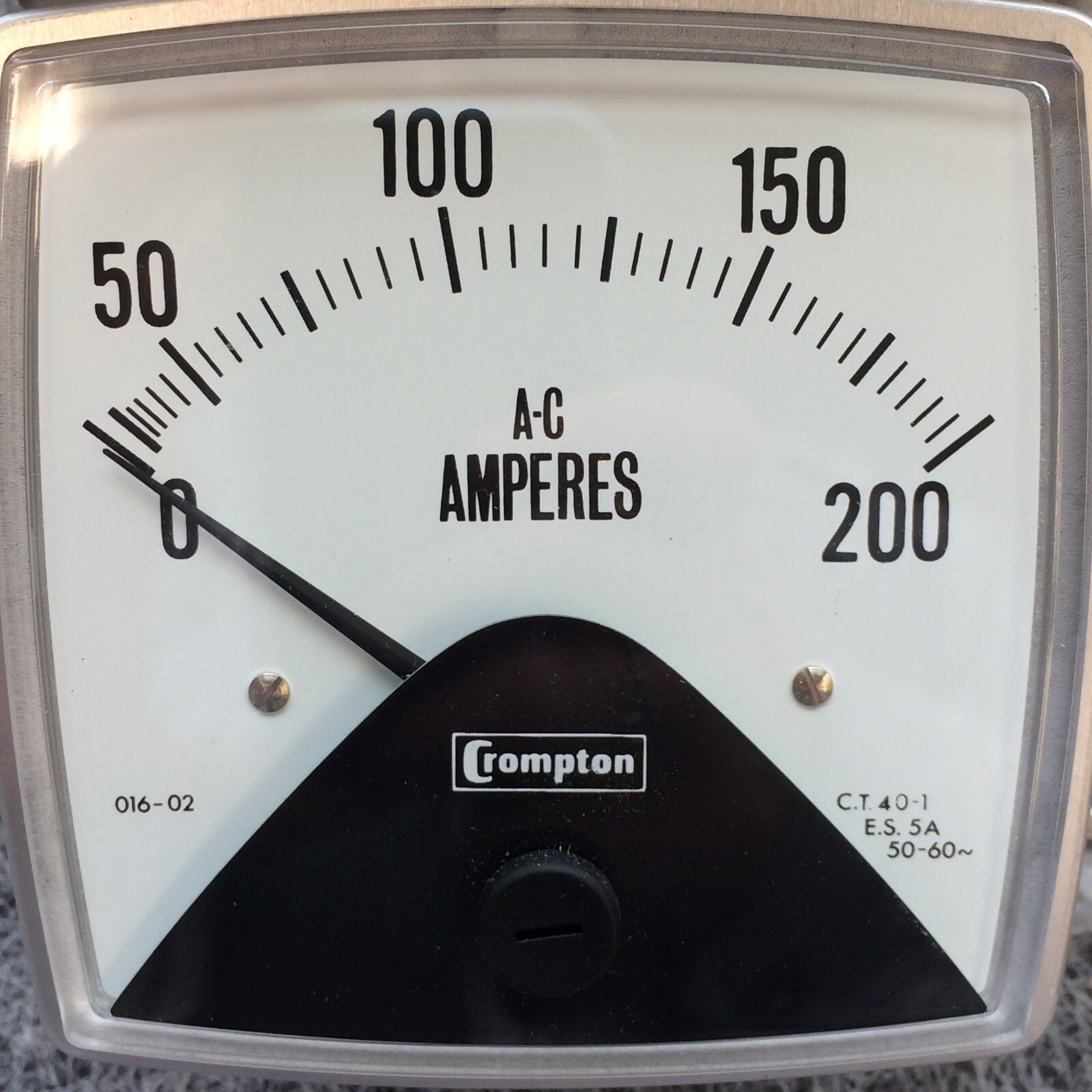 Crompton 016-02AA-LSRL-5A Panel Meter 0-200 AC Amps NOS