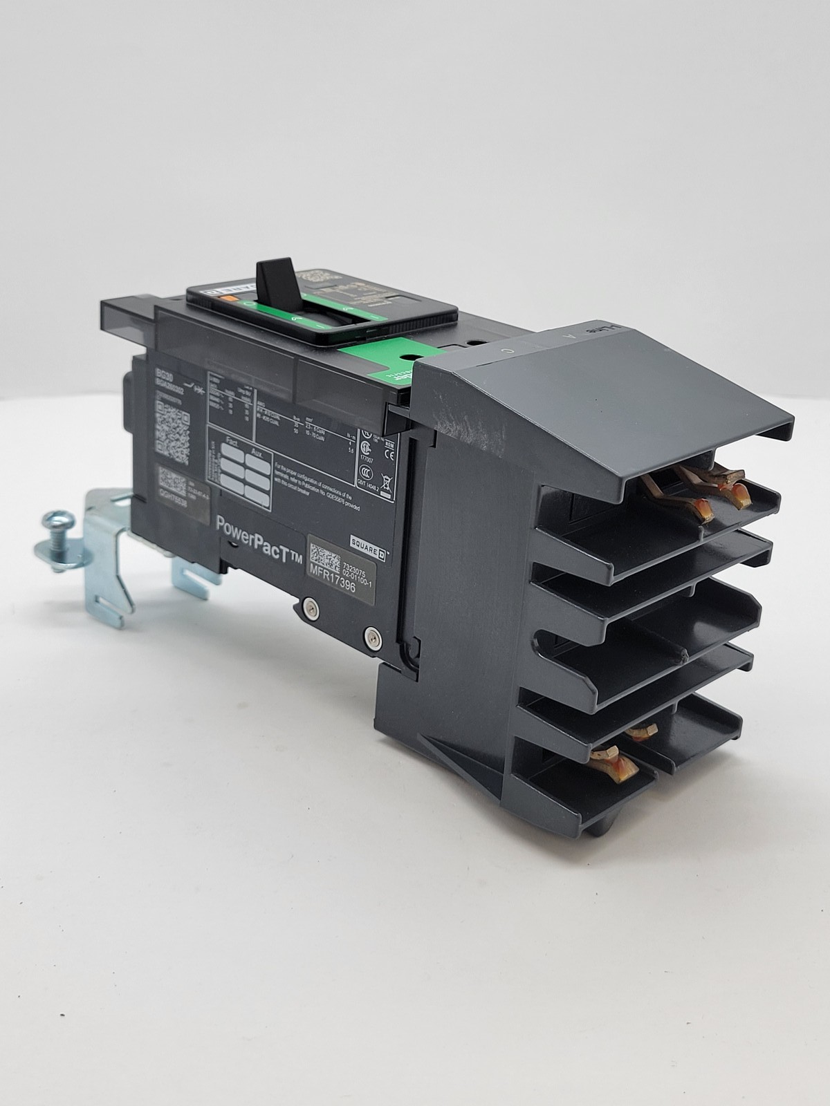 Square D BGA260302 PowerPact I-Line Circuit Breaker 30A 2P 600V 18KA BG30 Green