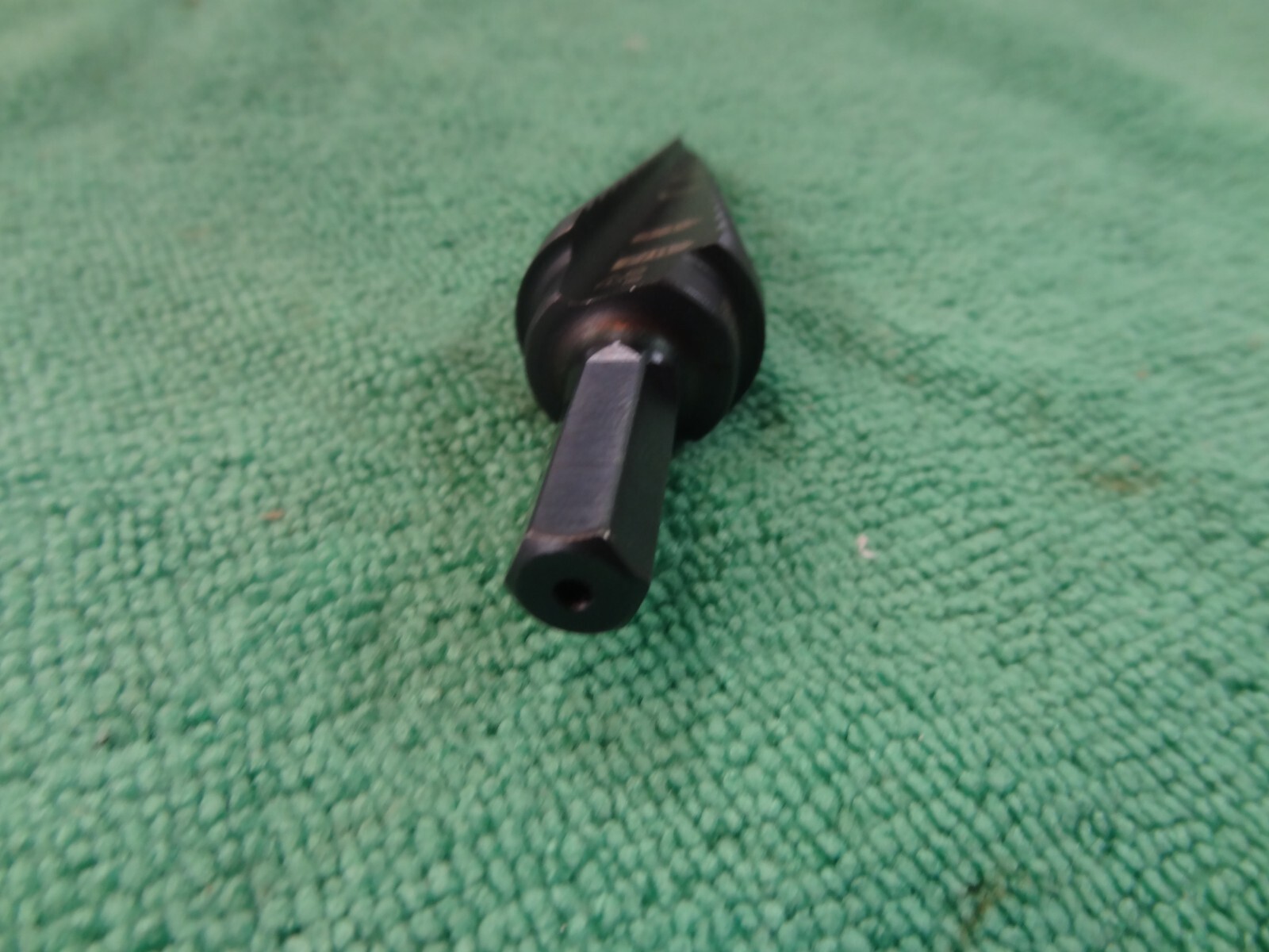 Klein Tools ‘Unibit’ Step Drill Bit – KTSB14 – 3/8″ to 7/8″