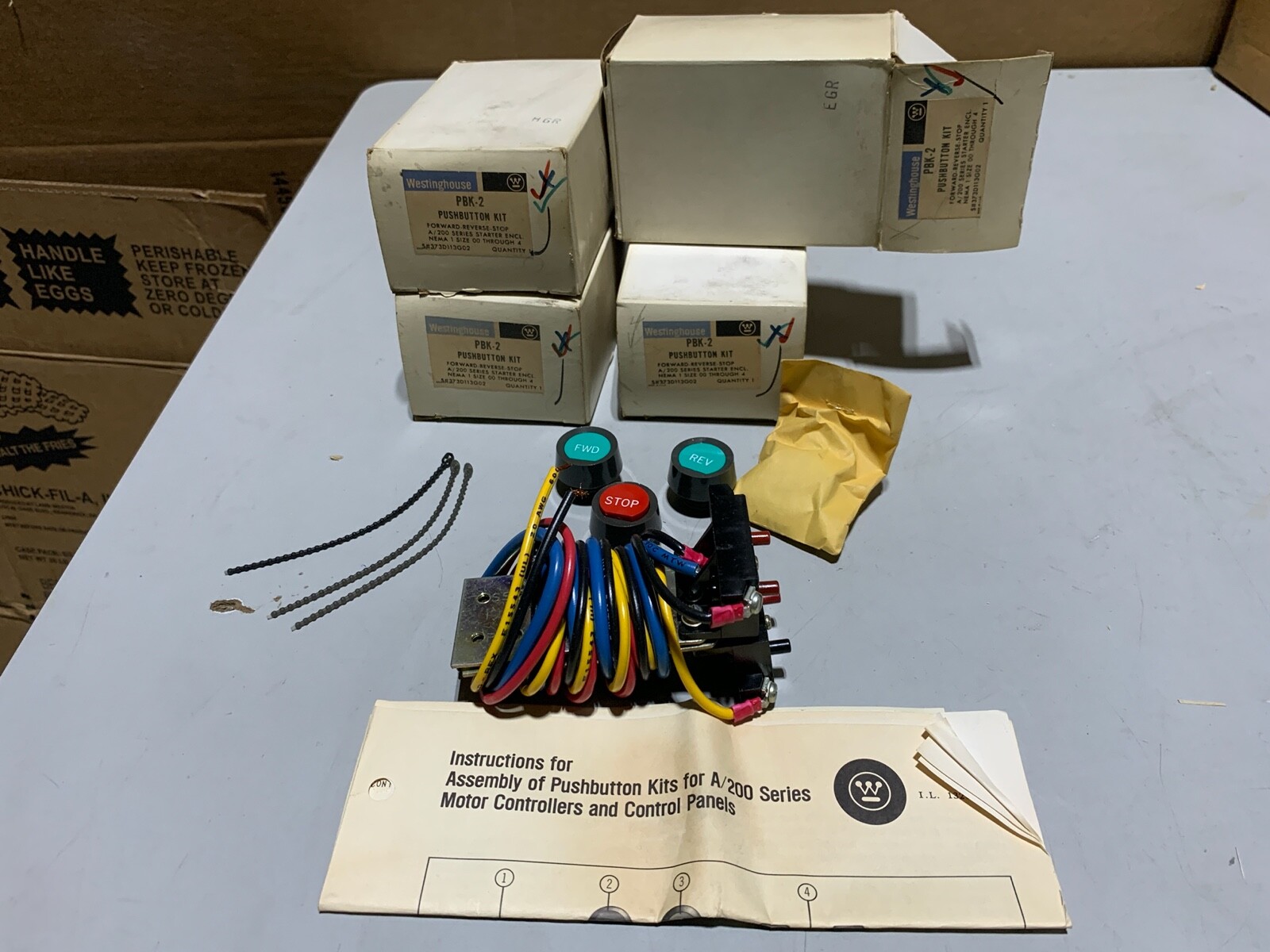 One (1) Genuine Westinghouse PBK-2 Pushbutton Kit Forward Reverse Stop, NOS