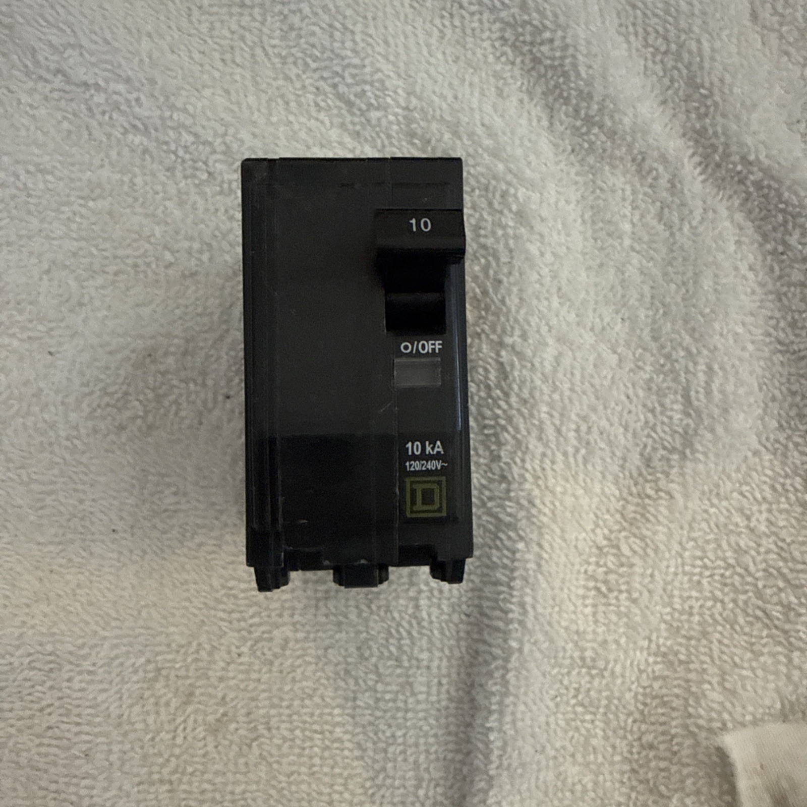 Square D 10A QO-210 2-Pole 10 Amp 120/240V Plug-In Circuit Breaker