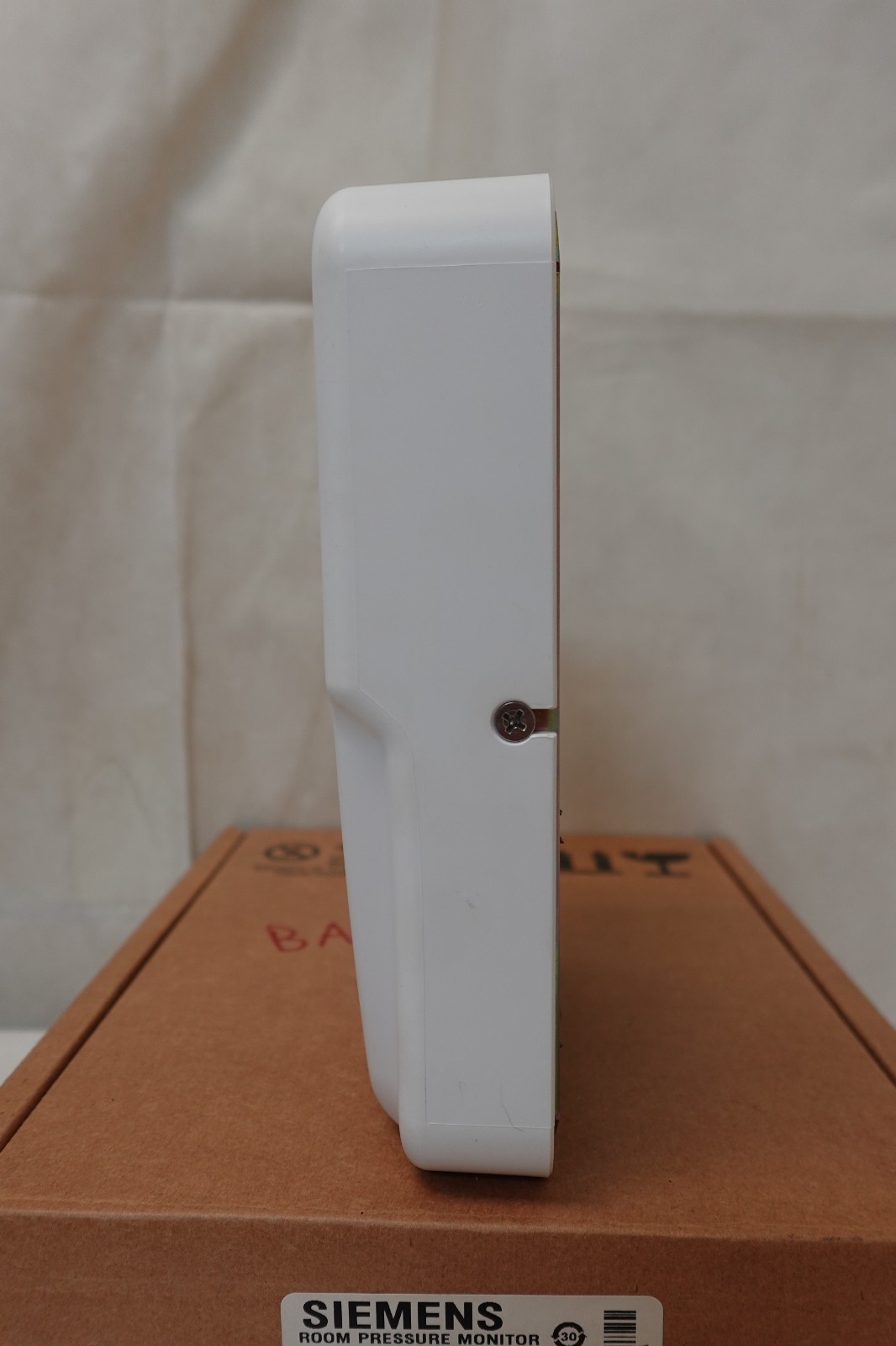 Siemens Building Technology 547-201A +/-0.5″ WC 0.5% FS Pressure Monitor – Used