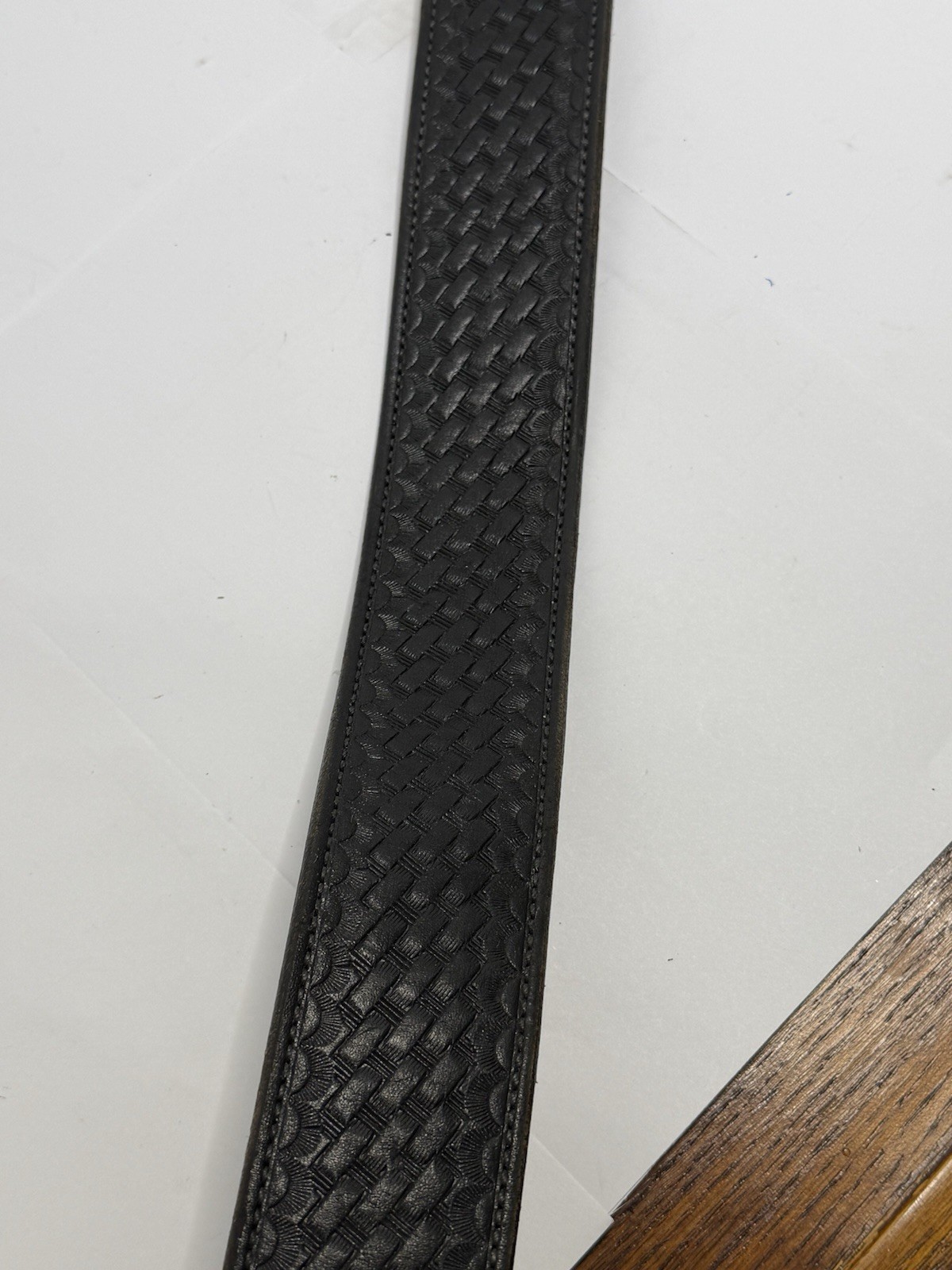 Vintage Smith & Wesson Black Leather Basketweave Duty Belt Size 34 / 42″ Inches