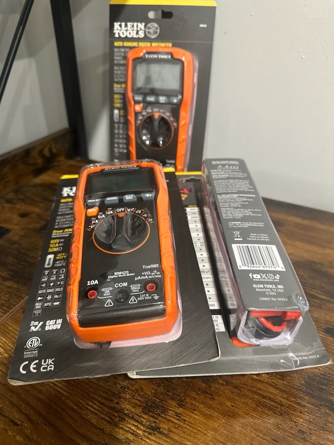 Klein Tools MM420 Digital Multimeter True RMS Auto-Ranging