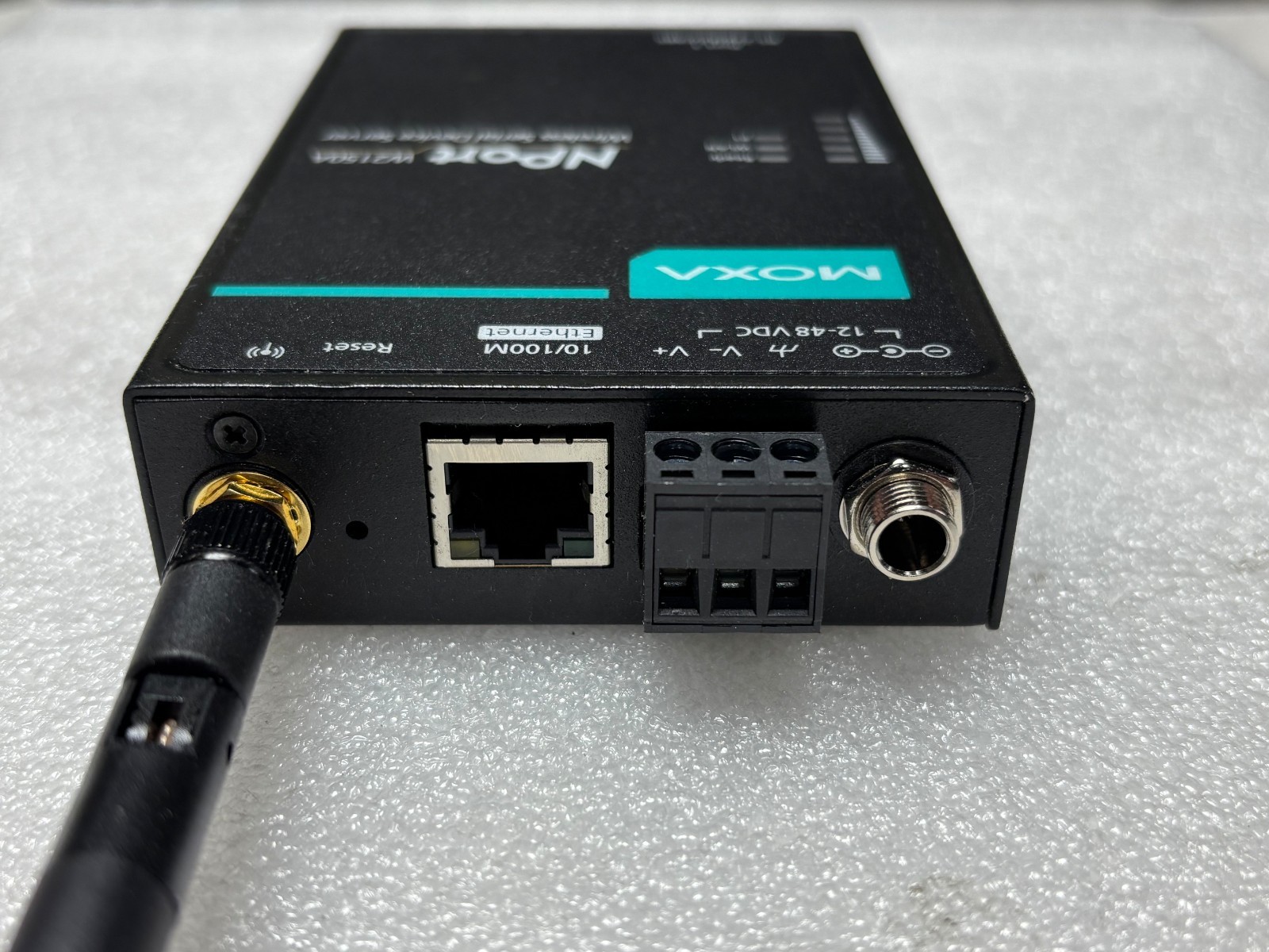 MOXA NPort W2150A US Wireless Serial Device Server No Power Cord