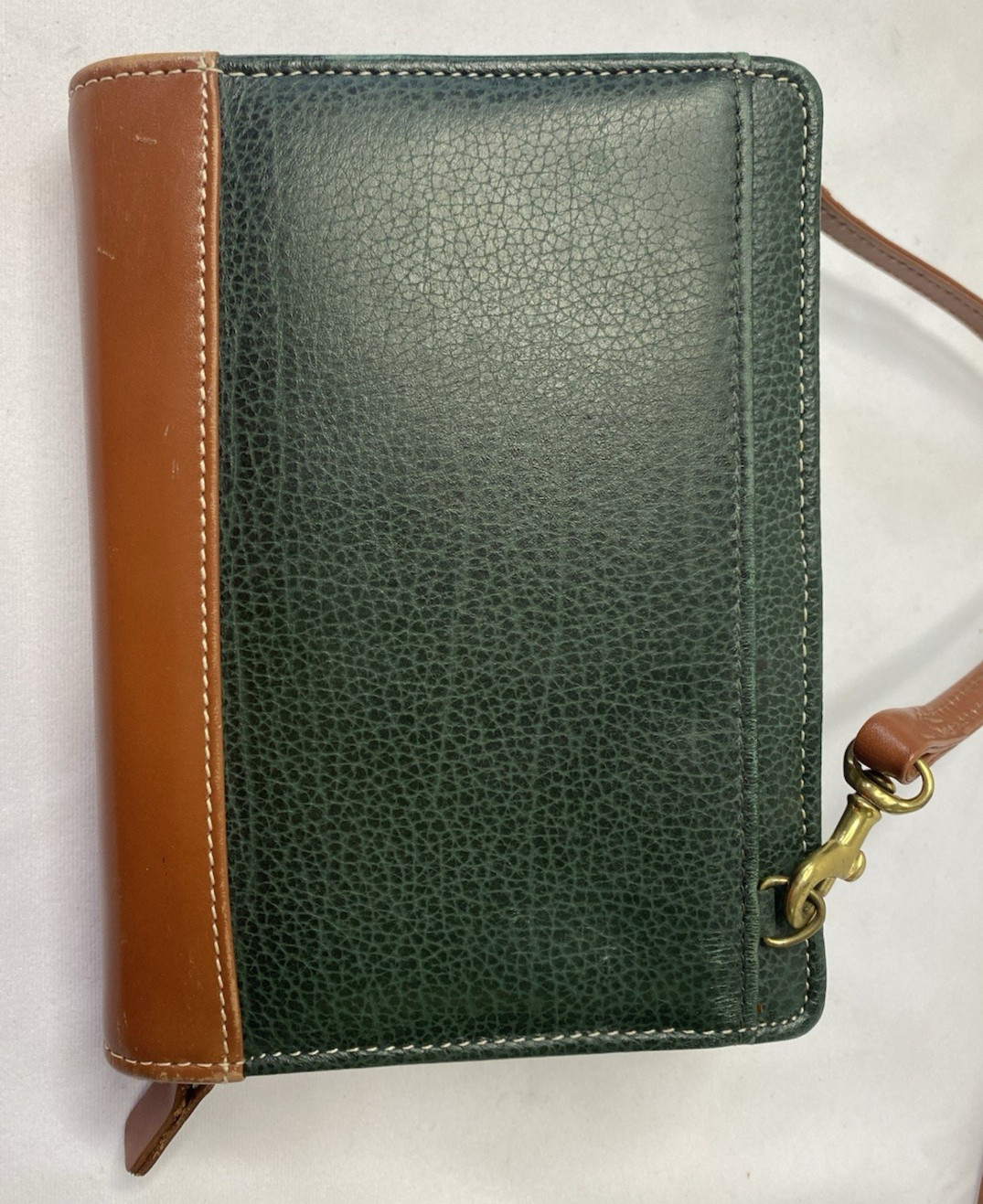 VINTAGE FRANKLIN QUEST ZIP PLANNER LEATHER GREEN/BROWN W/ADJ STRAP 6-1″ RINGS