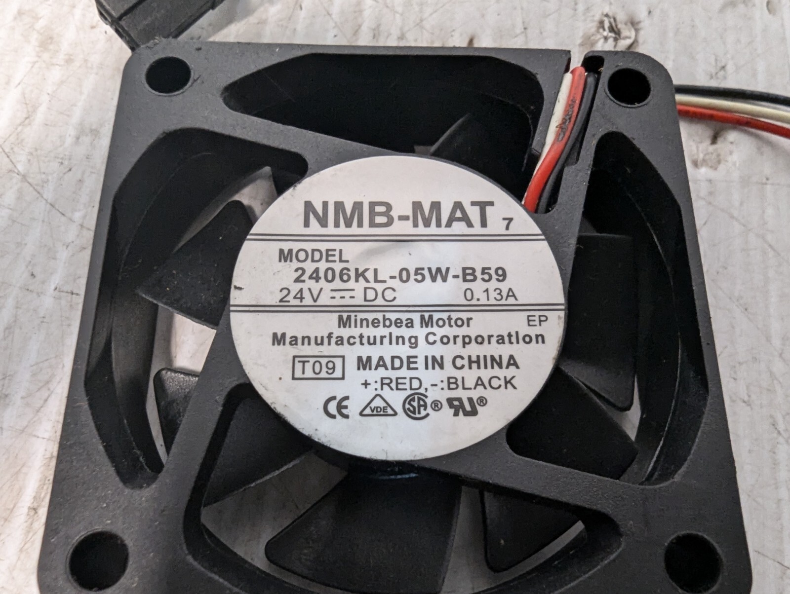 Lot of 4 NMB 2406KL-05W-B59 DC Axial Cooling Fan, 24VDC, 0.13A, 4600rpm, 18.3CFM