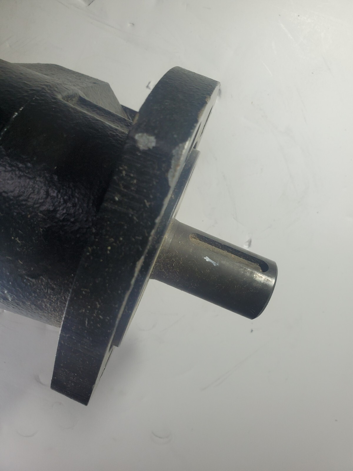 AA87098 John Deere 158-4099-001 eaton * New no box*