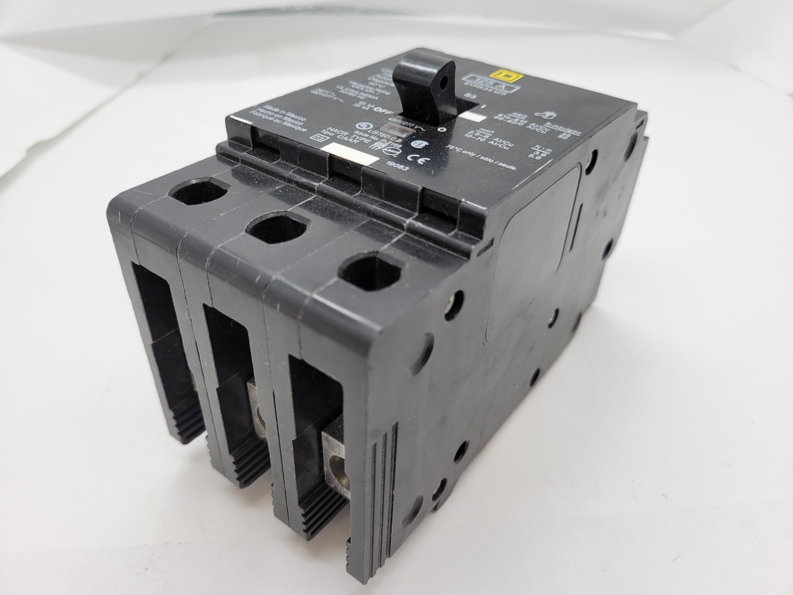 Square D EGB34125 Bolt-On Circuit Breaker 125A 3P 480Y/277V 35KA EGB Series 3
