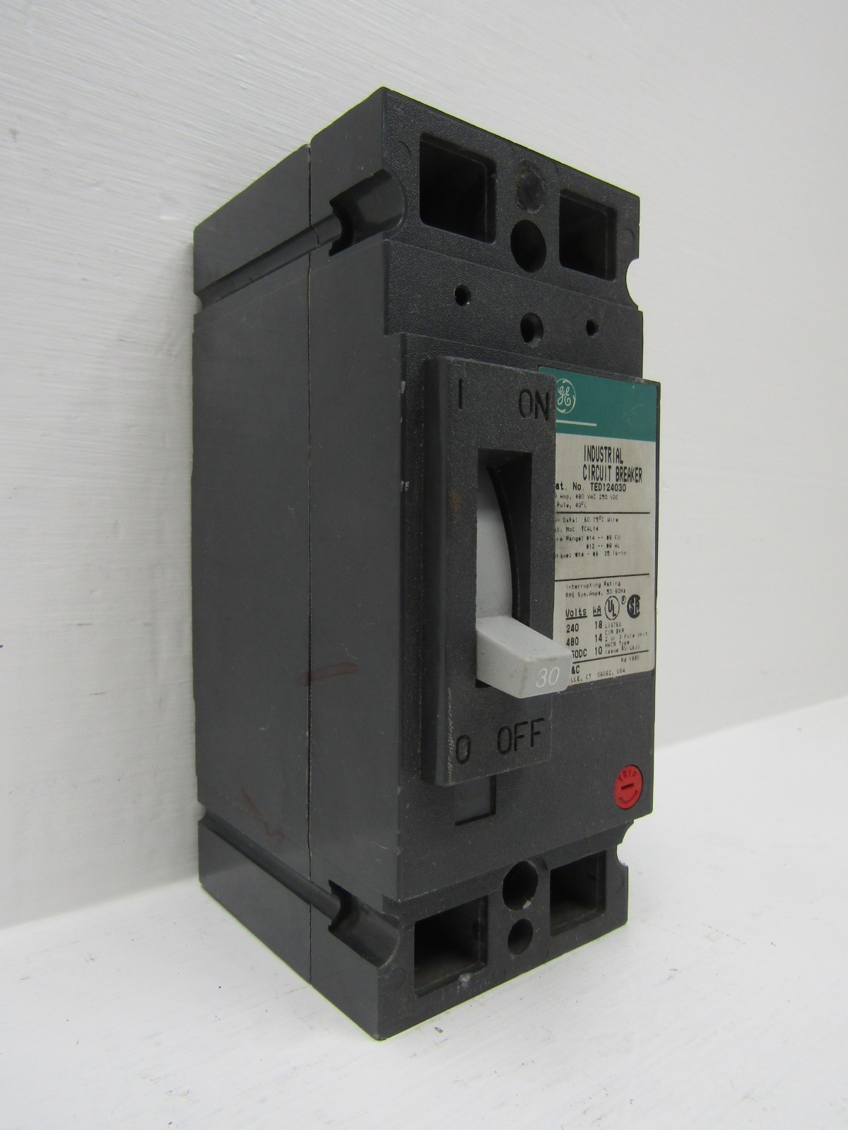 GE General Electric TED124030 30 Amp 480V 2-Pole Circuit Breaker 30A 2P 250VDC