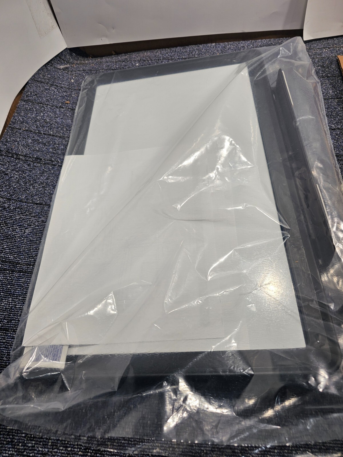 MDI Worldwide Top-Loading Plastic Pump Topper Advertising Holder X-69243