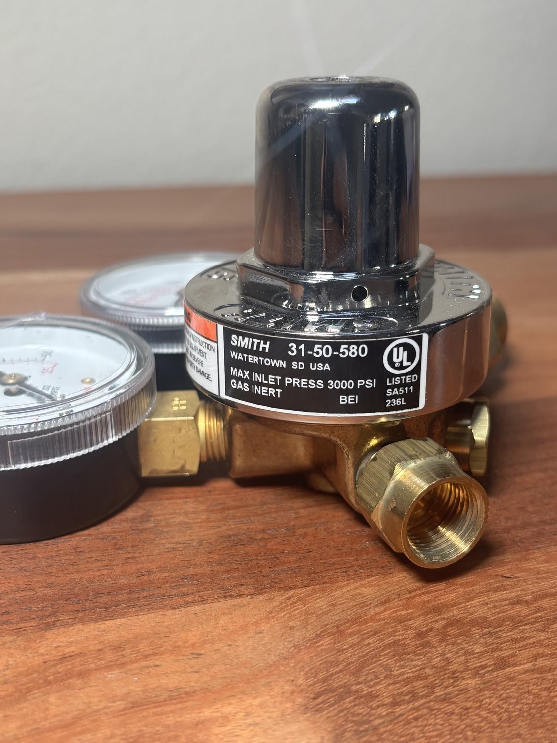 Gas Regulator 31-50-580 & Shower Valve Rough-In R22000 Brass New