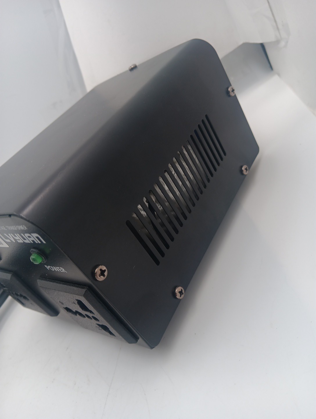Lvyuan 800w Step Up Step Down Voltage Transformer – – VTUS-800