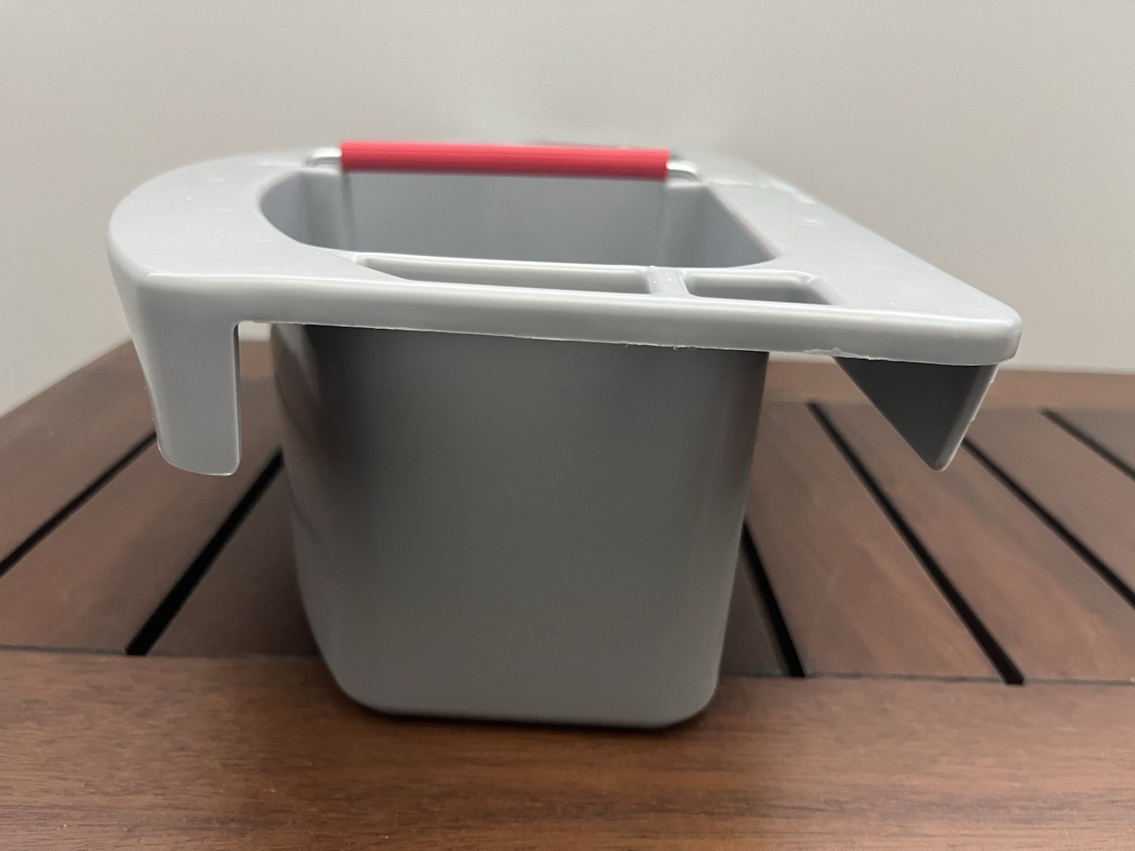 Rubbermaid Commercial FG264900GRAY 16″ x 9″ x 5″ Maid Caddy 2649 Gray New