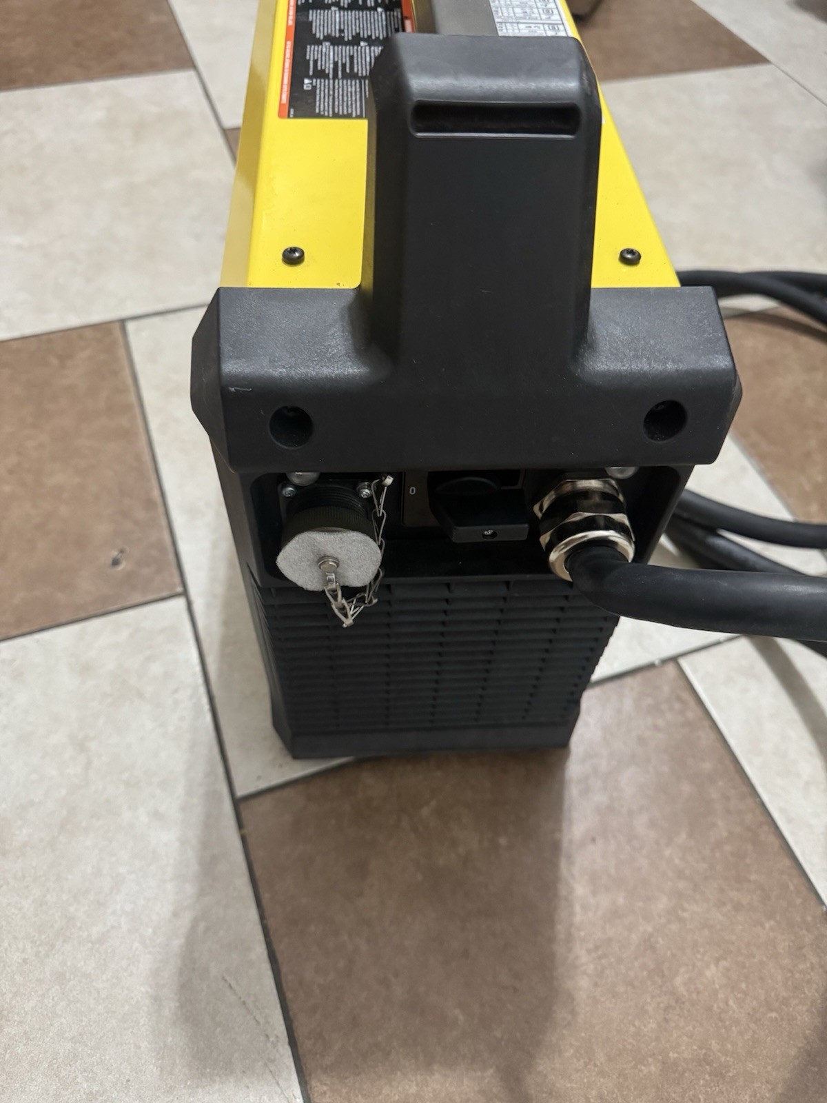 Esab Warrior 300i Cc/cv,single And 3 Phase Multiprocess Welder
