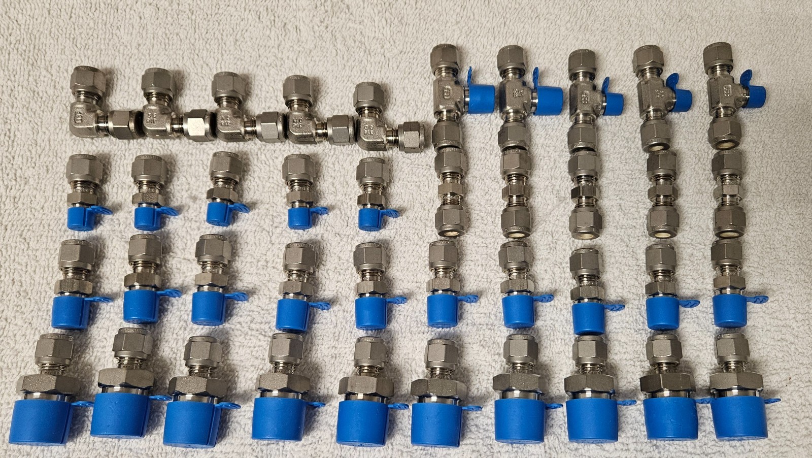Lot 40 New SSP ISSG4 Stainless 1/4″ Tube Union Elbows Fittings Griplok Swagelok