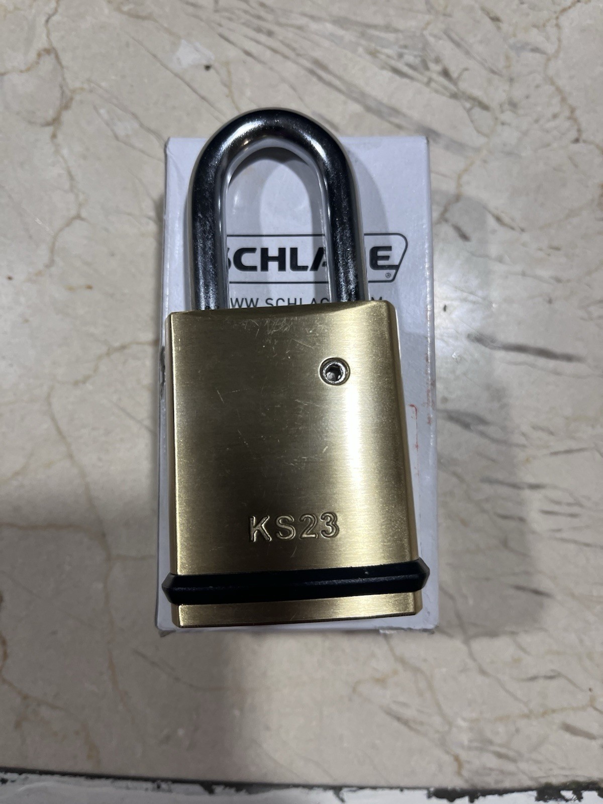 SCHLAGE KS23D2300 Keyed Padlock, 3/4″, Rectangle, W/ Key