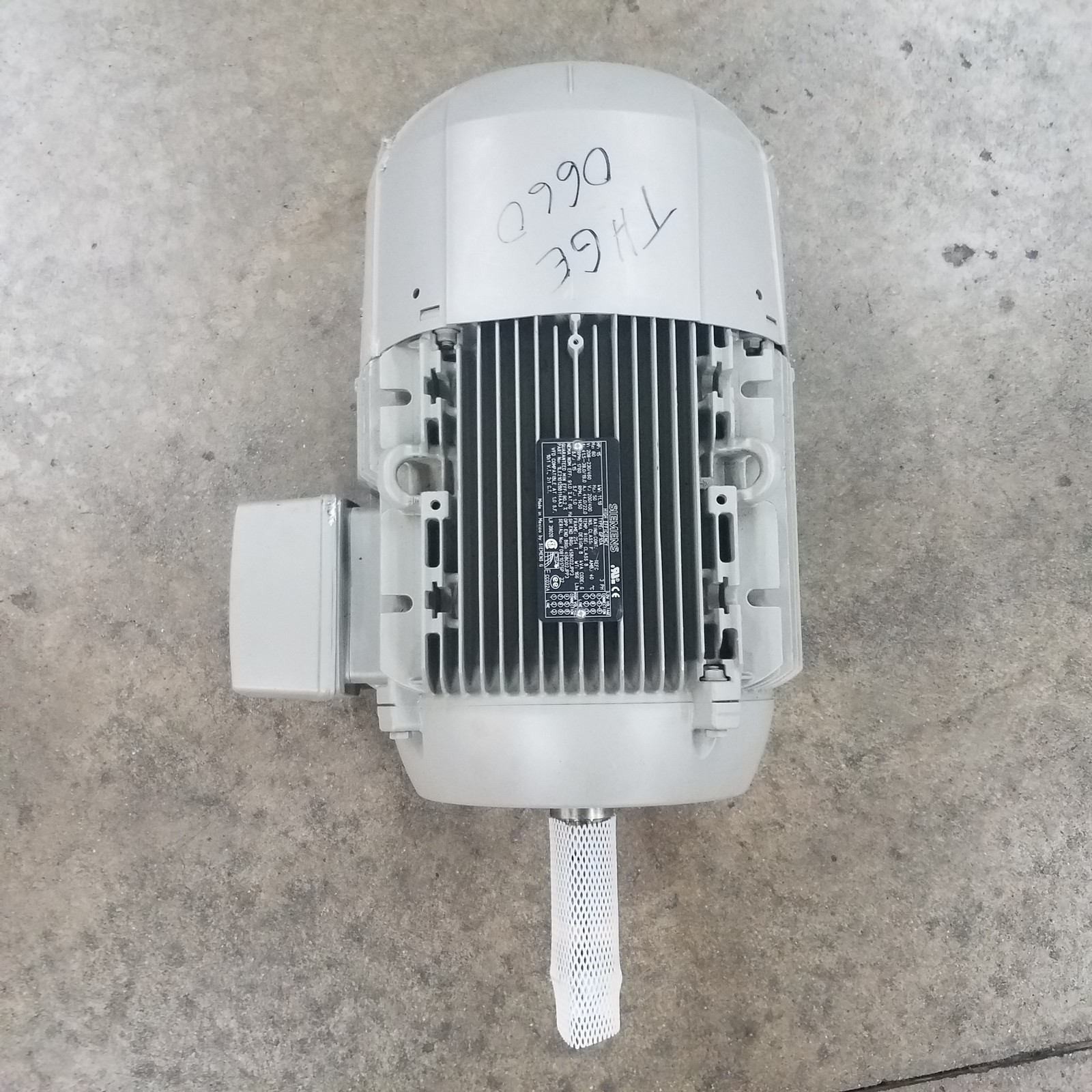 Siemens 1LE21012BB114AA3 Motor, 1760 Rpm, 15 Hp, 230/460 V, Fr: 254T, 3 Ph, 60Hz