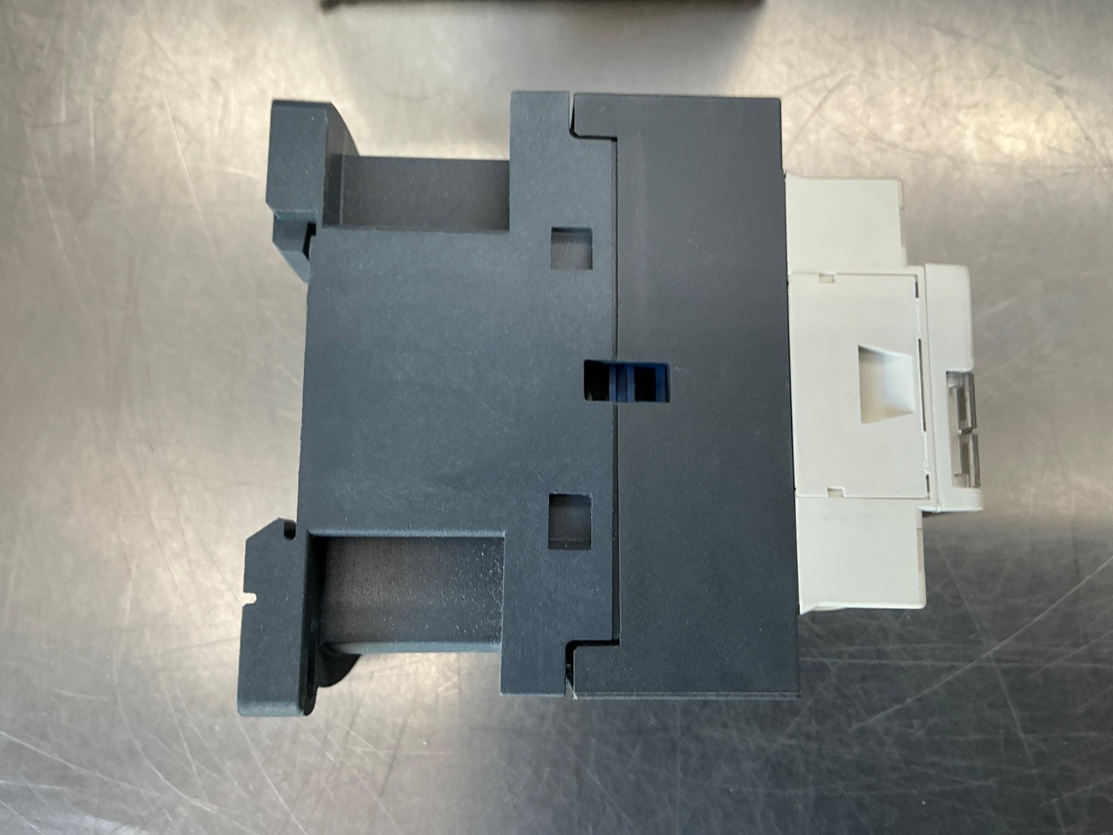 Telemecanique LC1D09F7 Contactor 110v 50/60Hz