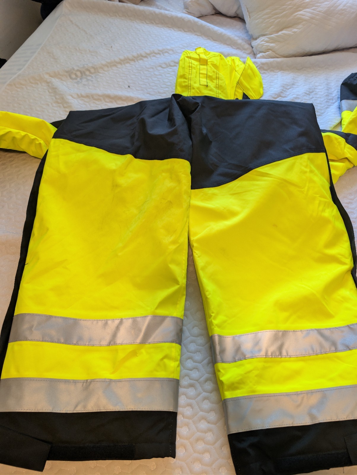 OccuNomix SP-CVL Size XL High Visibility Waterproof Insulated Coverall