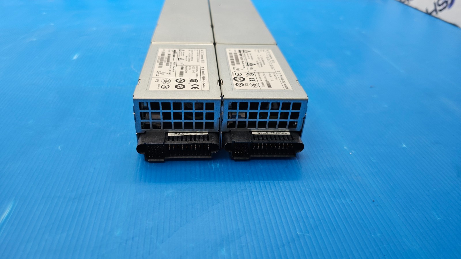 POWER-ONE BELL POWER SOLUTIONS PFE600-12-054RA Power Supply Lot of 2
