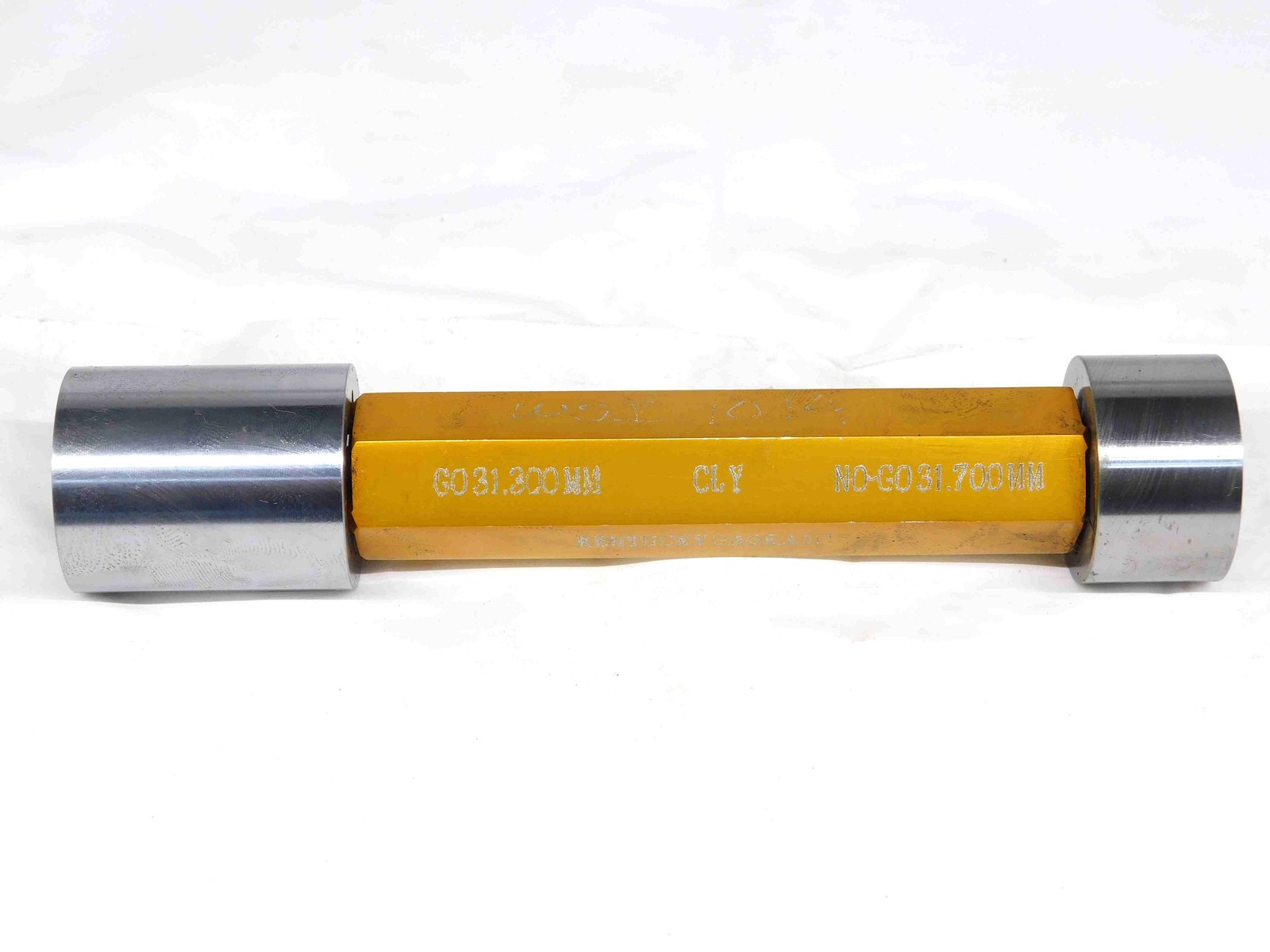 31.300 & 31.700 CL Y mm PIN PLUG GAGE GO NOGO 31.000 +.300 31 1.2480 31.30 31.70