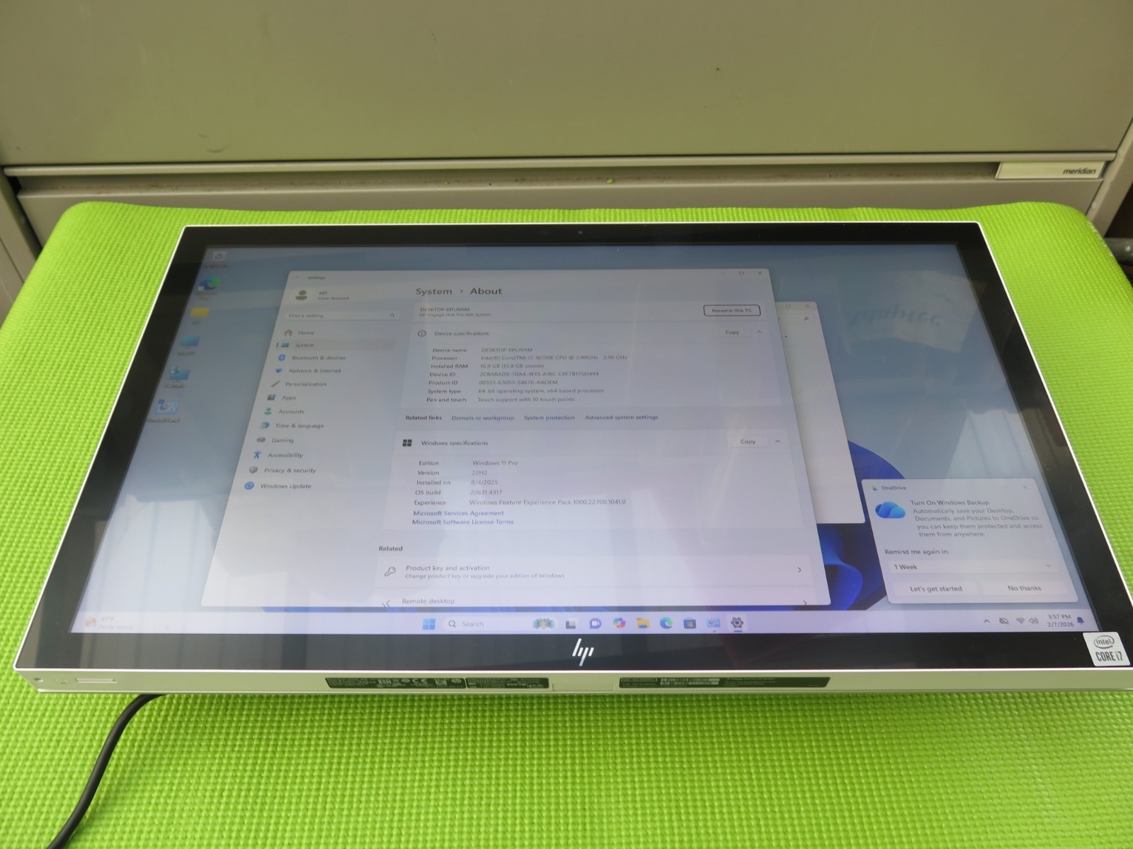 HP Engage One Pro All-in-One AIO POS System LED 23.5″ Touch Screen i7-10700E