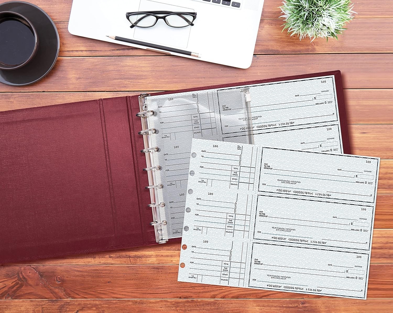 7-Ring Burgundy Textured Check Binder with Zipper Pouch – Efficient Organizer