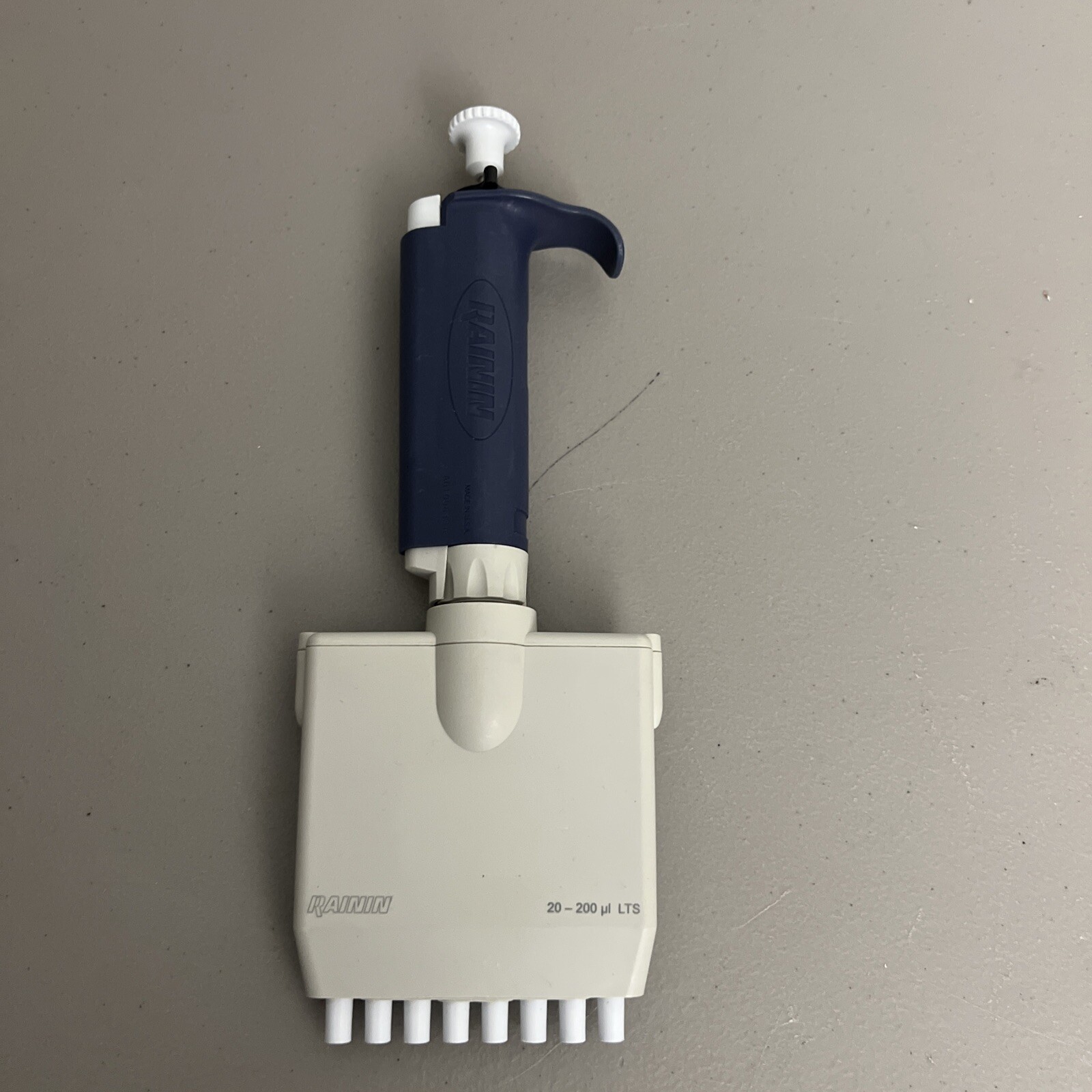 NICE Rainin Pipet-Lite 8 Channel Multichannel L200 20-200uL LTS Pipette