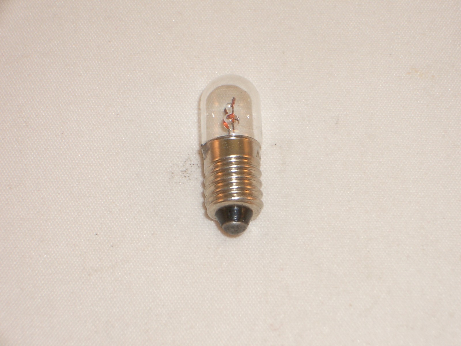 CED P-40 INDICATOR INCANDESCENT LAMP TYPE 40 6.3VDC BULB E10 SCREW BASE 10PCS