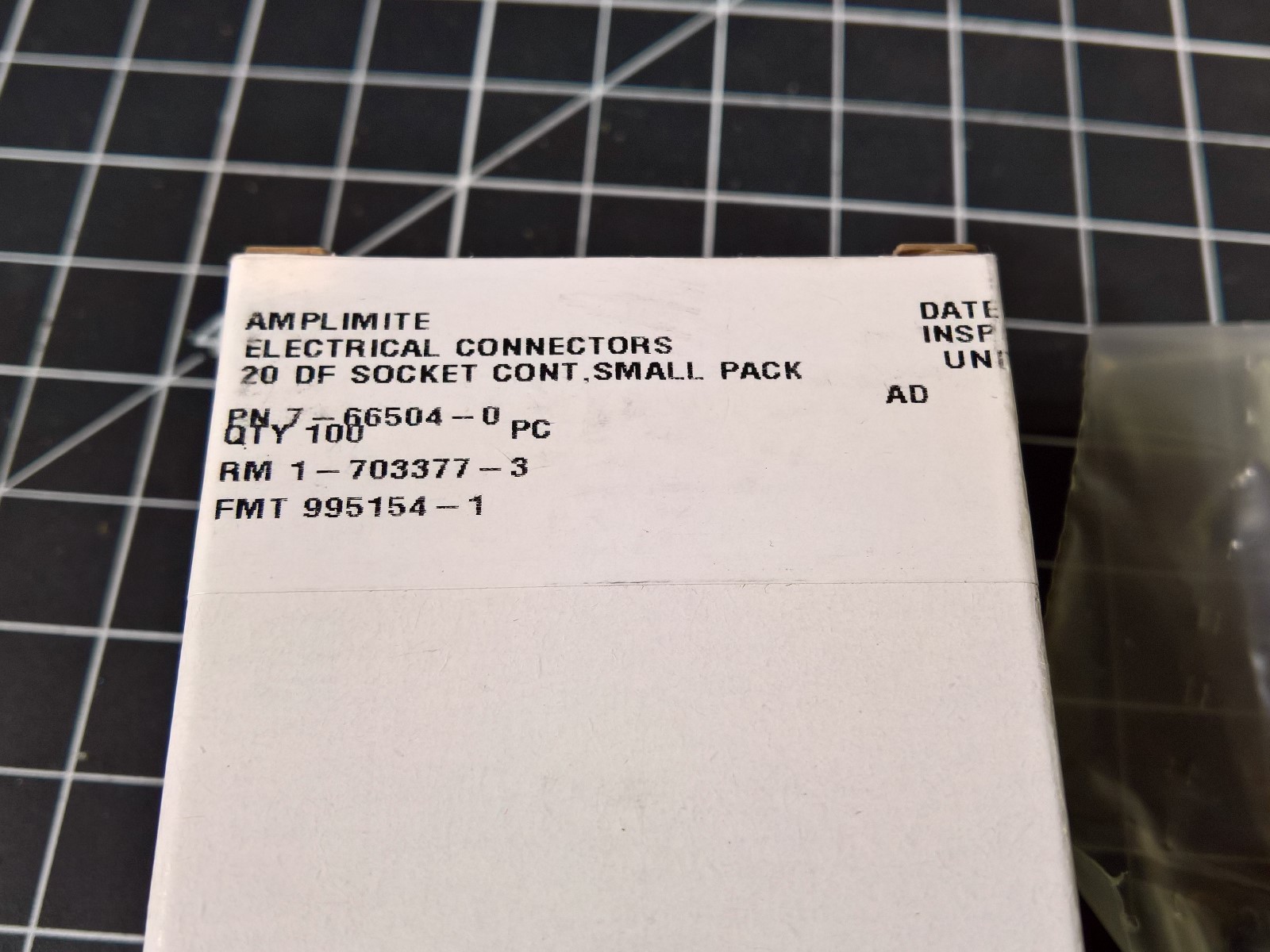 (100) NEW Amp Tyco TE 66504-0 Contact Socket Pins Mil-Spec HDP-20 20-24AWG CRIMP