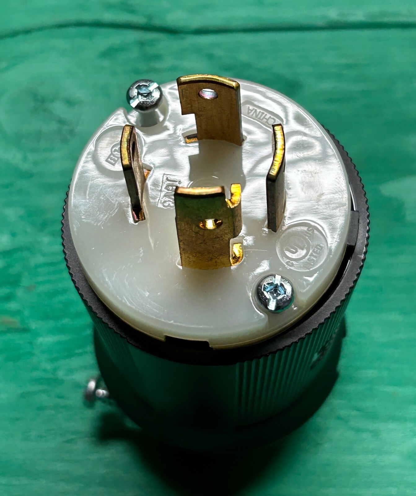 NEW Hubbell twist-lock 30 Amp plug end #HBL2731ST, 480 volt, 3 phase plugs
