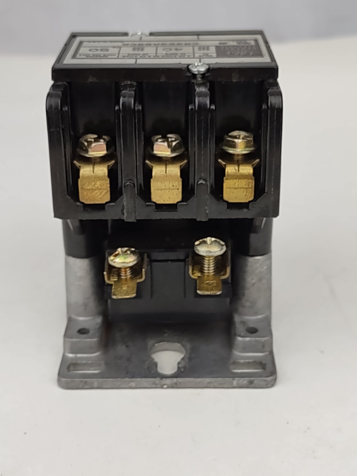 General Electric CR353AD3CA Contactor 40A 3-Pole 120V Coil, Refurbished