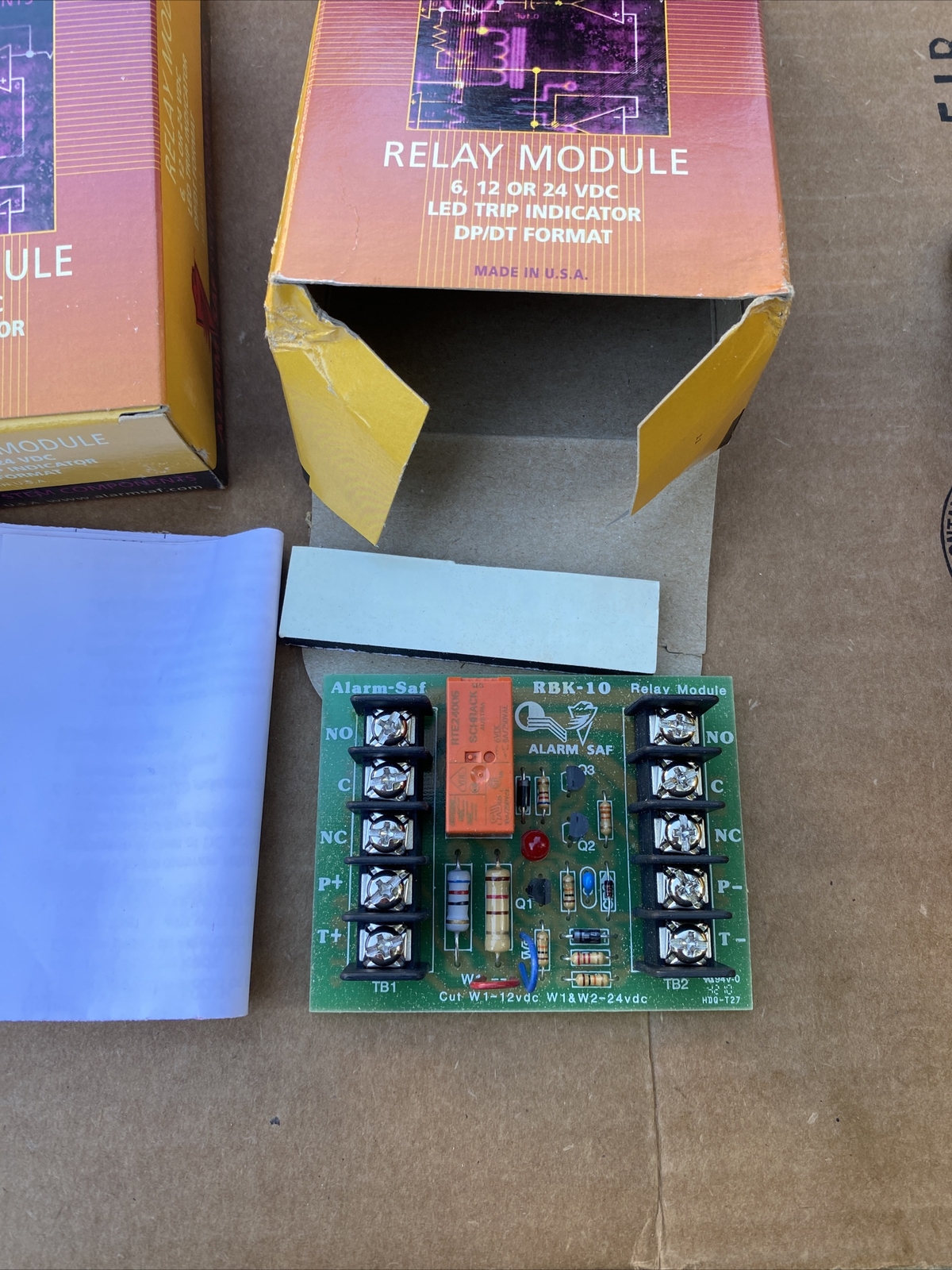 Lot Of 16 ALARM SAF RBKS-10 Relay Module 10 Amp 6/12/24VDC LED Trip Indicator