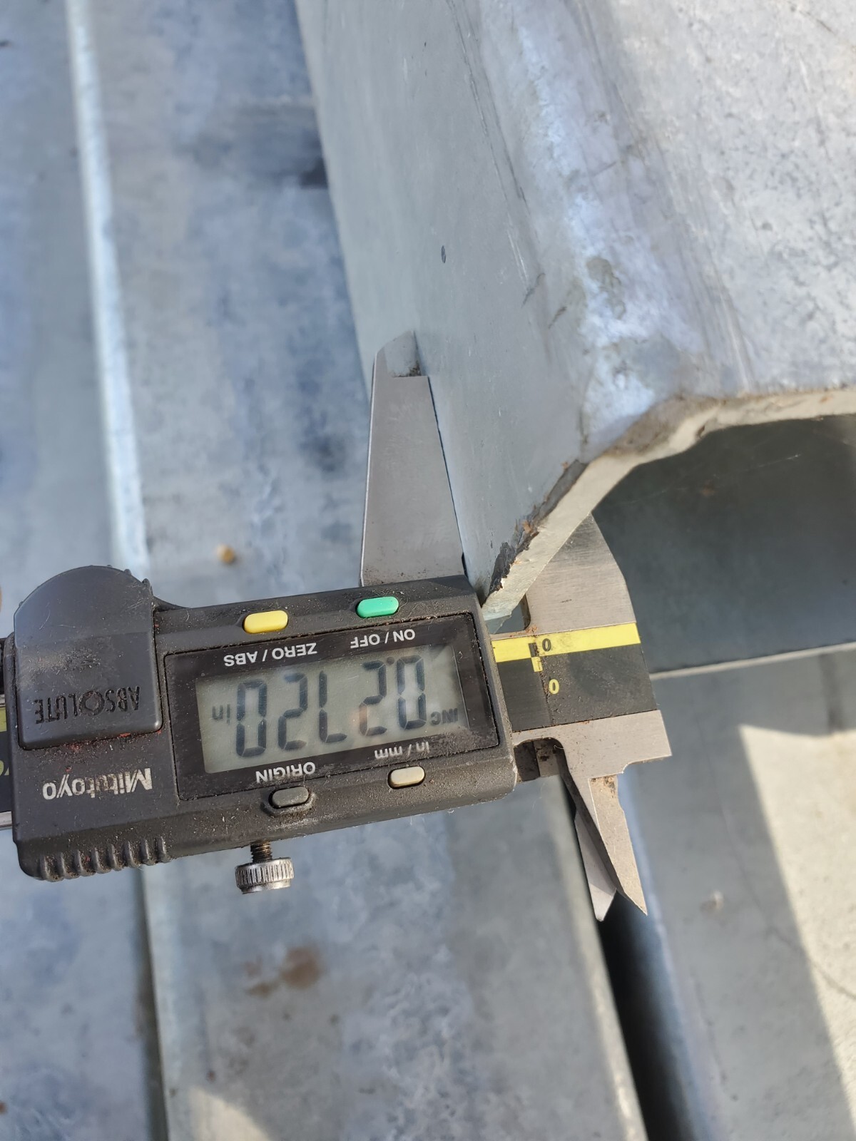 4.75 x 4.75″ x .25″ Square Tube Galvanized 33.5′ length