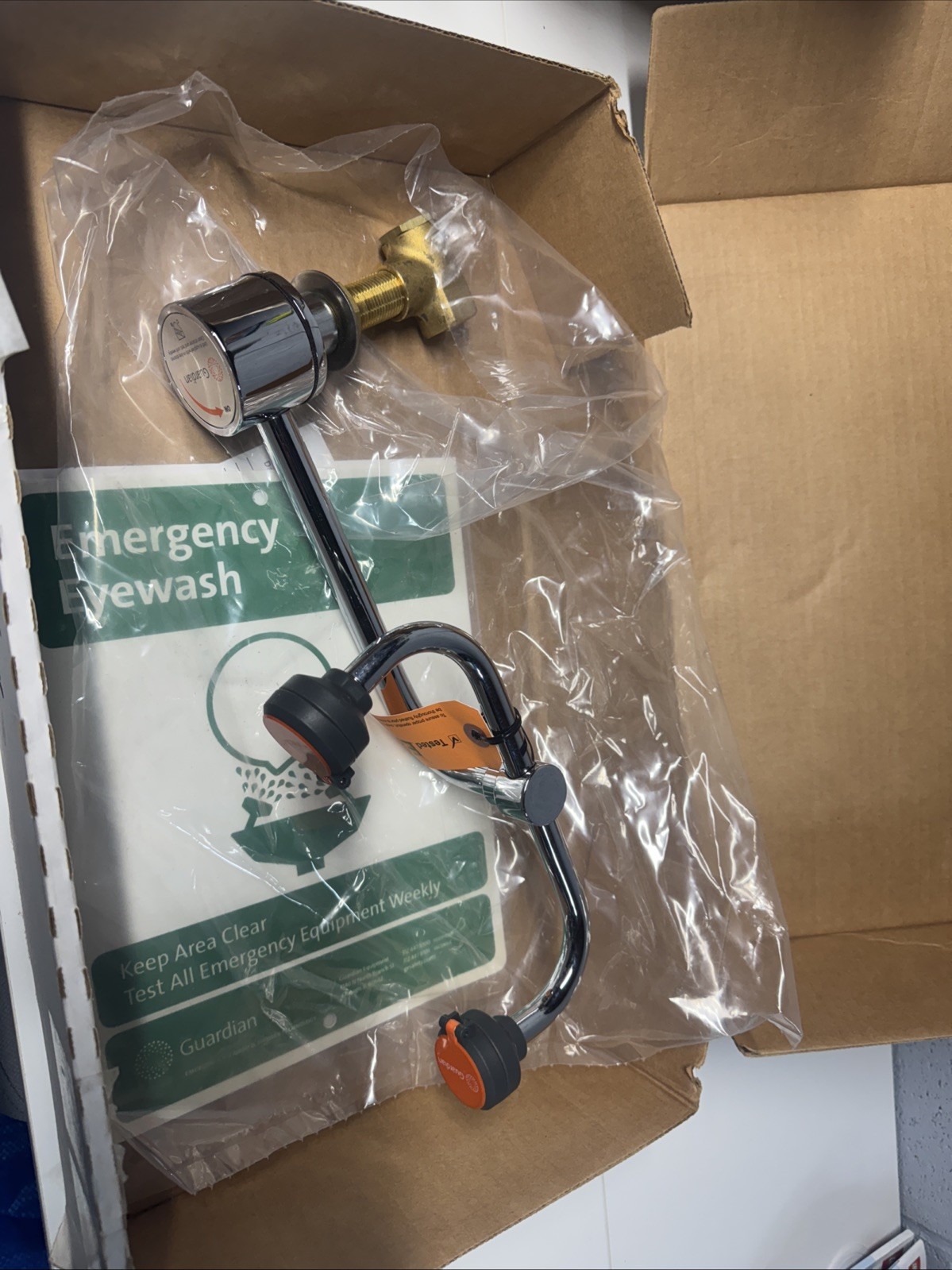 Guardian Equipment 2832800 G1805 AutoFlow 90 deg Right Hand Eye Wash Deck